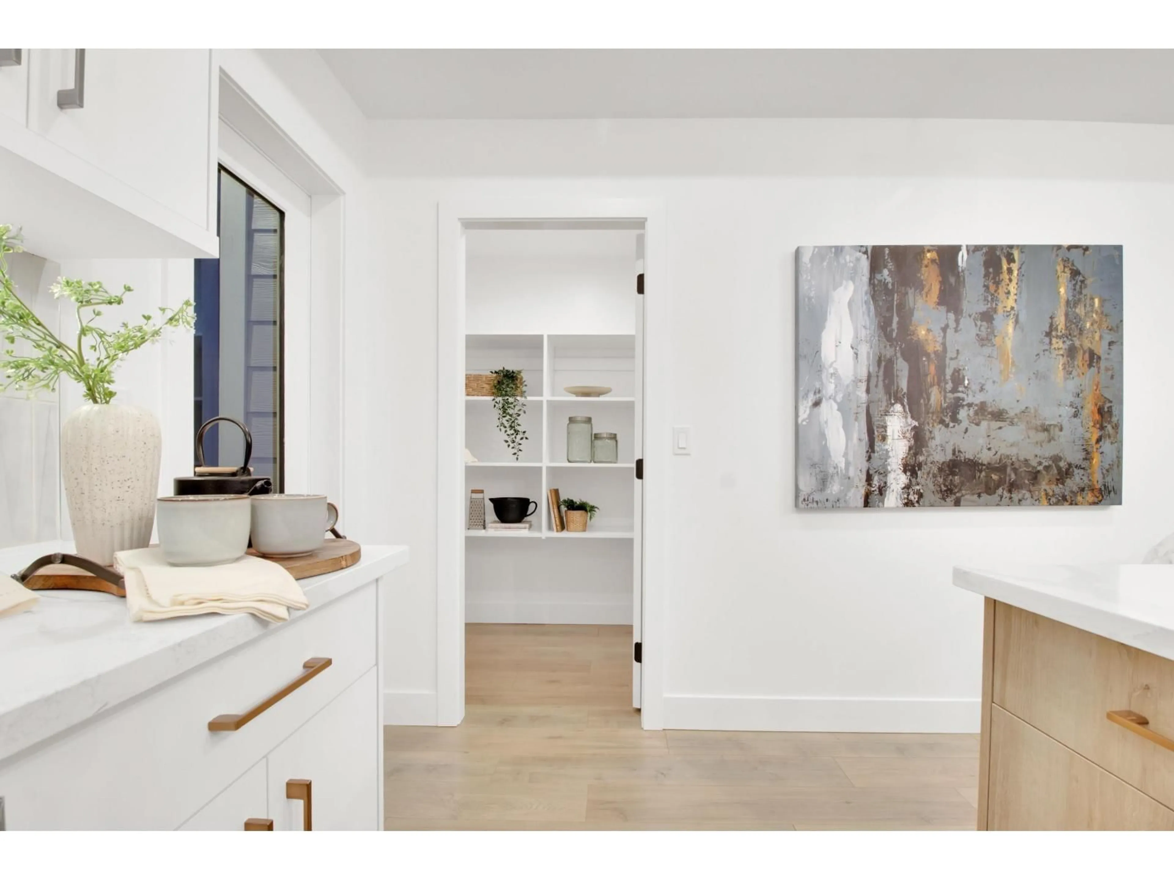 Indoor entryway for 22 - 12770 105 AVENUE, Surrey British Columbia V3V0H2