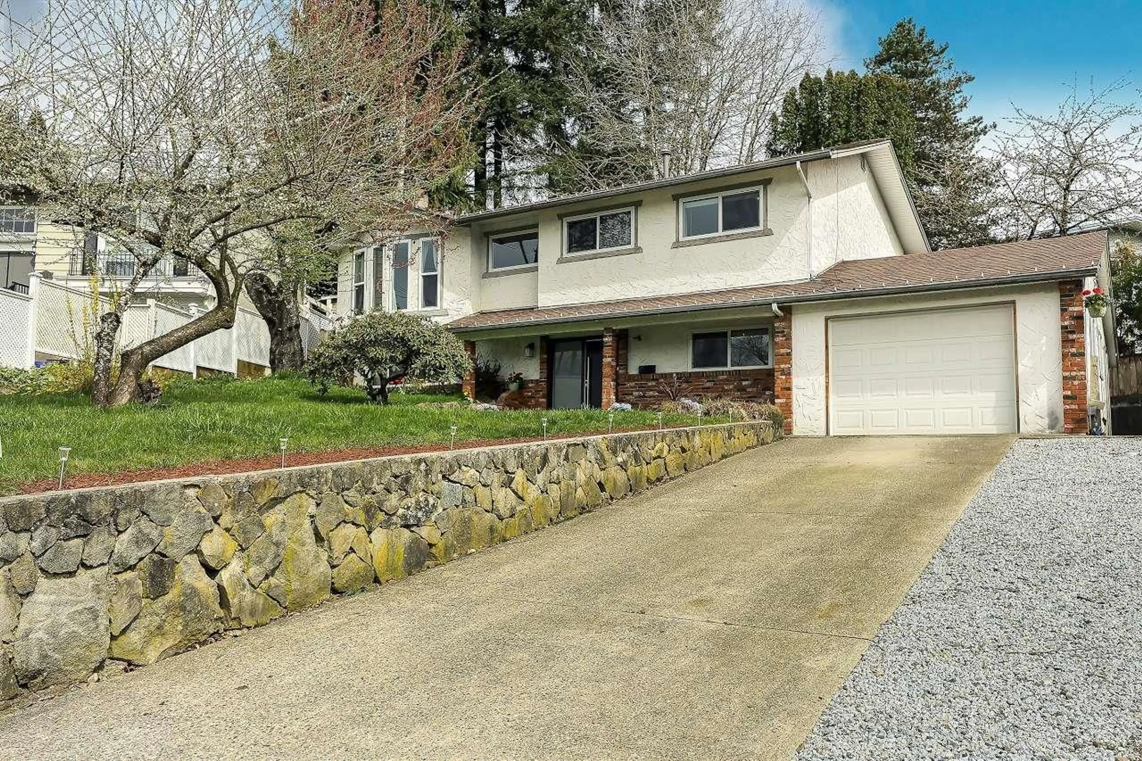 Unknown for 32881 ORCHID CRESCENT, Mission British Columbia V2V4K4