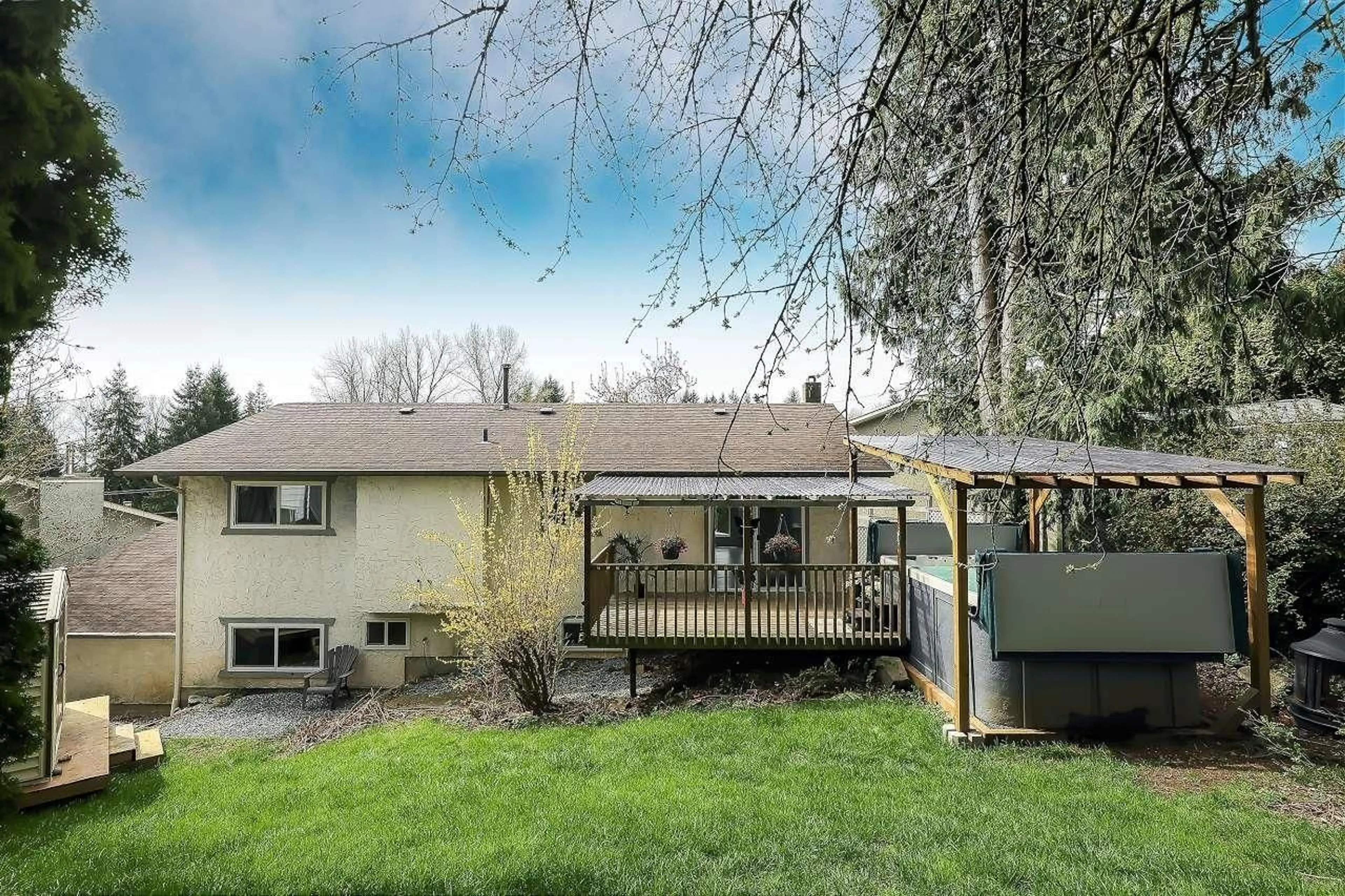 Home with vinyl exterior material, unknown for 32881 ORCHID CRESCENT, Mission British Columbia V2V4K4