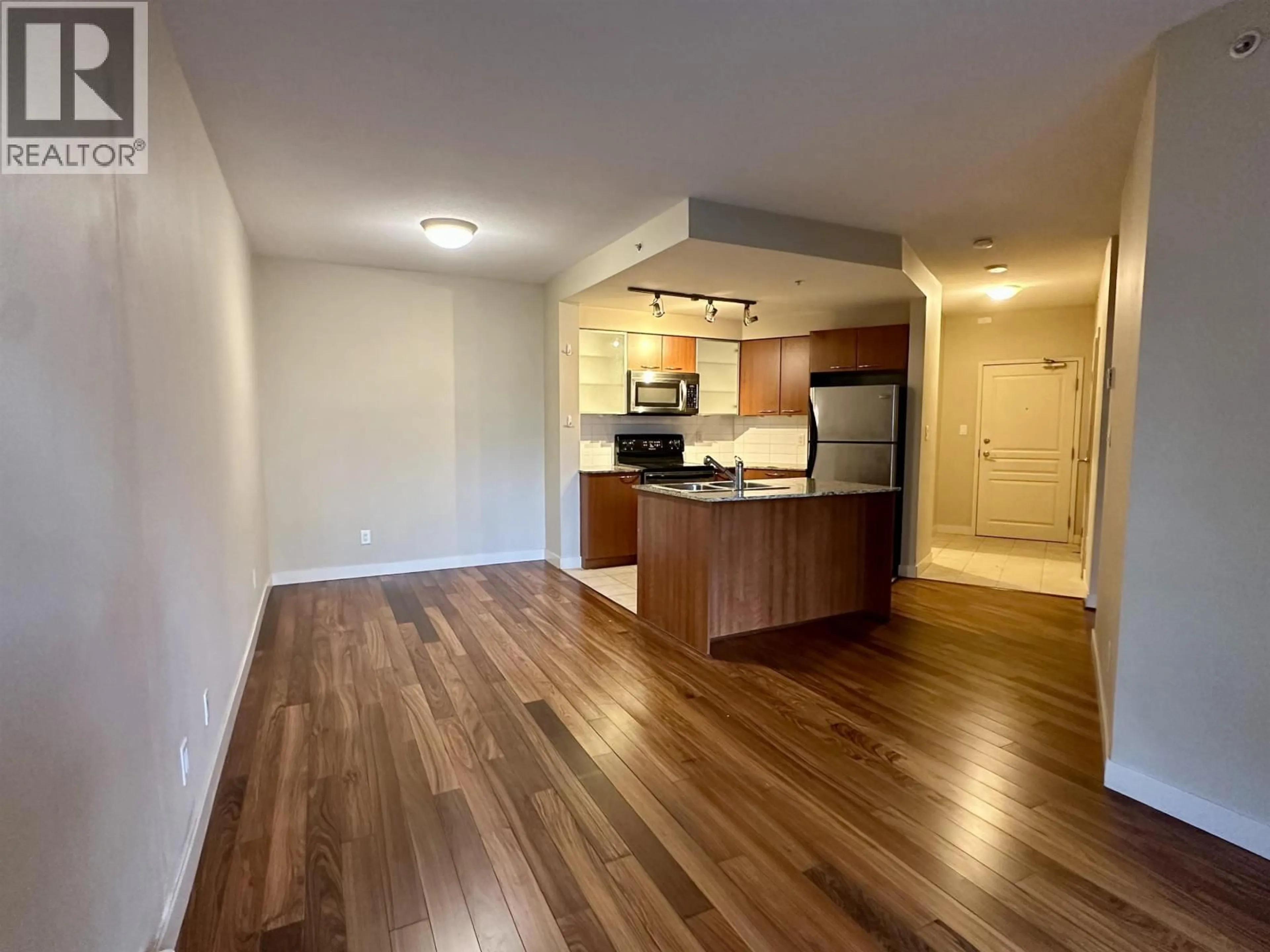 A pic of a room for 516 - 4028 KNIGHT STREET, Vancouver British Columbia V5N5Y8