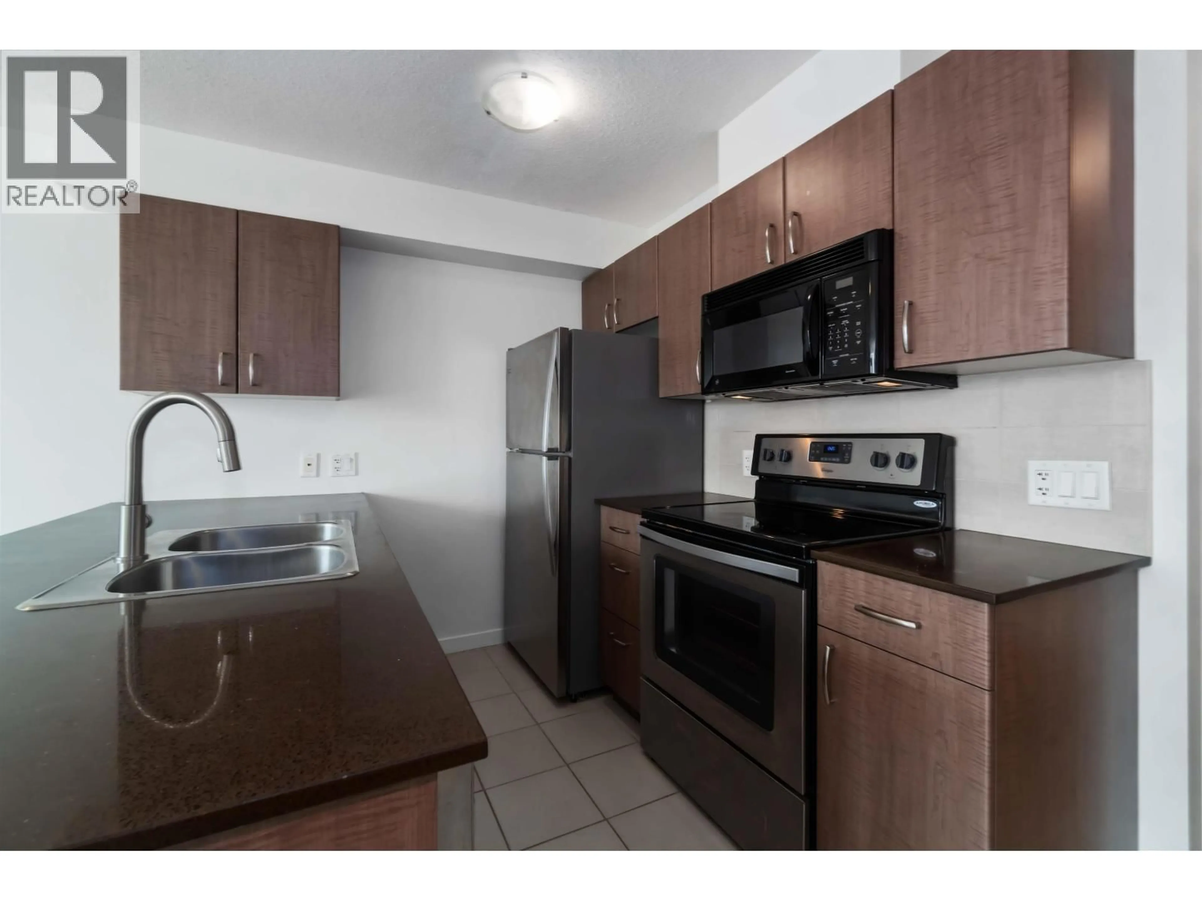 Standard kitchen, unknown for 1311 - 610 GRANVILLE STREET, Vancouver British Columbia V6C3T3