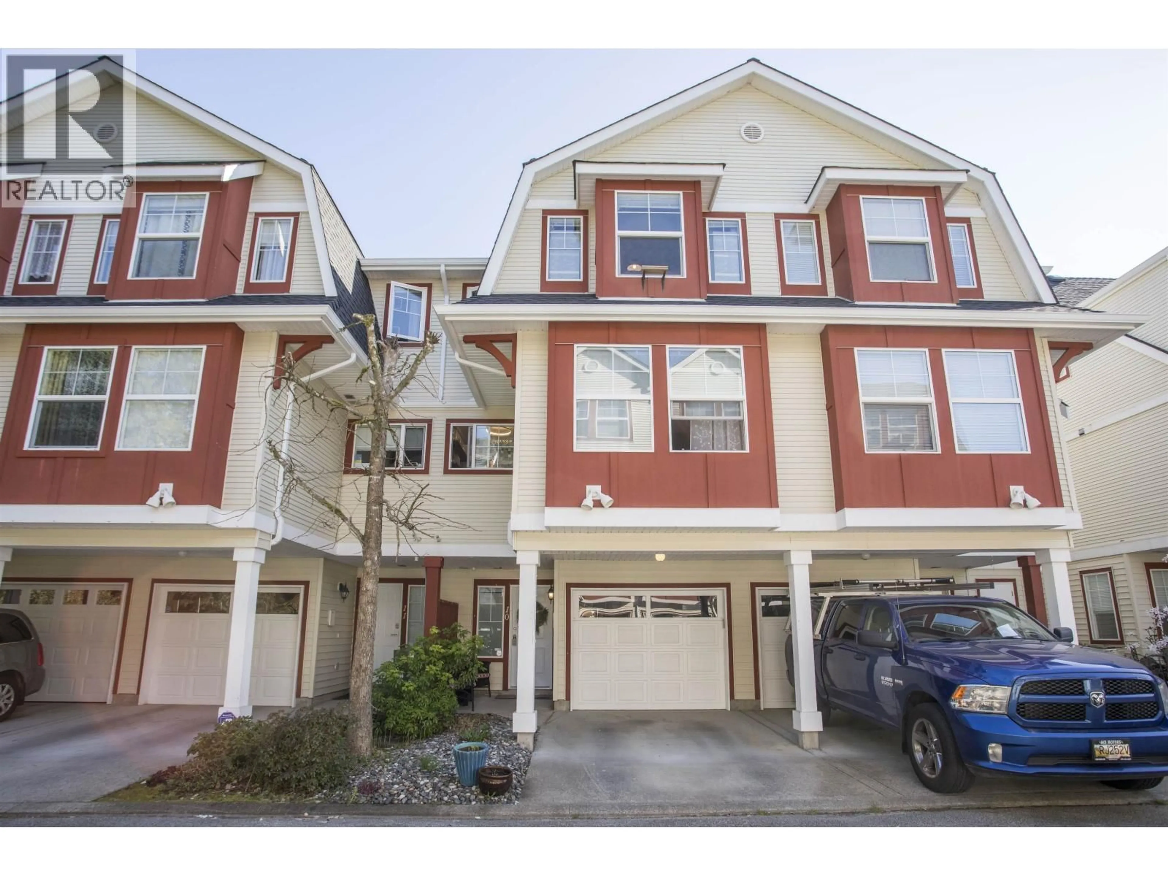 Unknown for 10 - 11490 232 STREET, Maple Ridge British Columbia V2X3P1