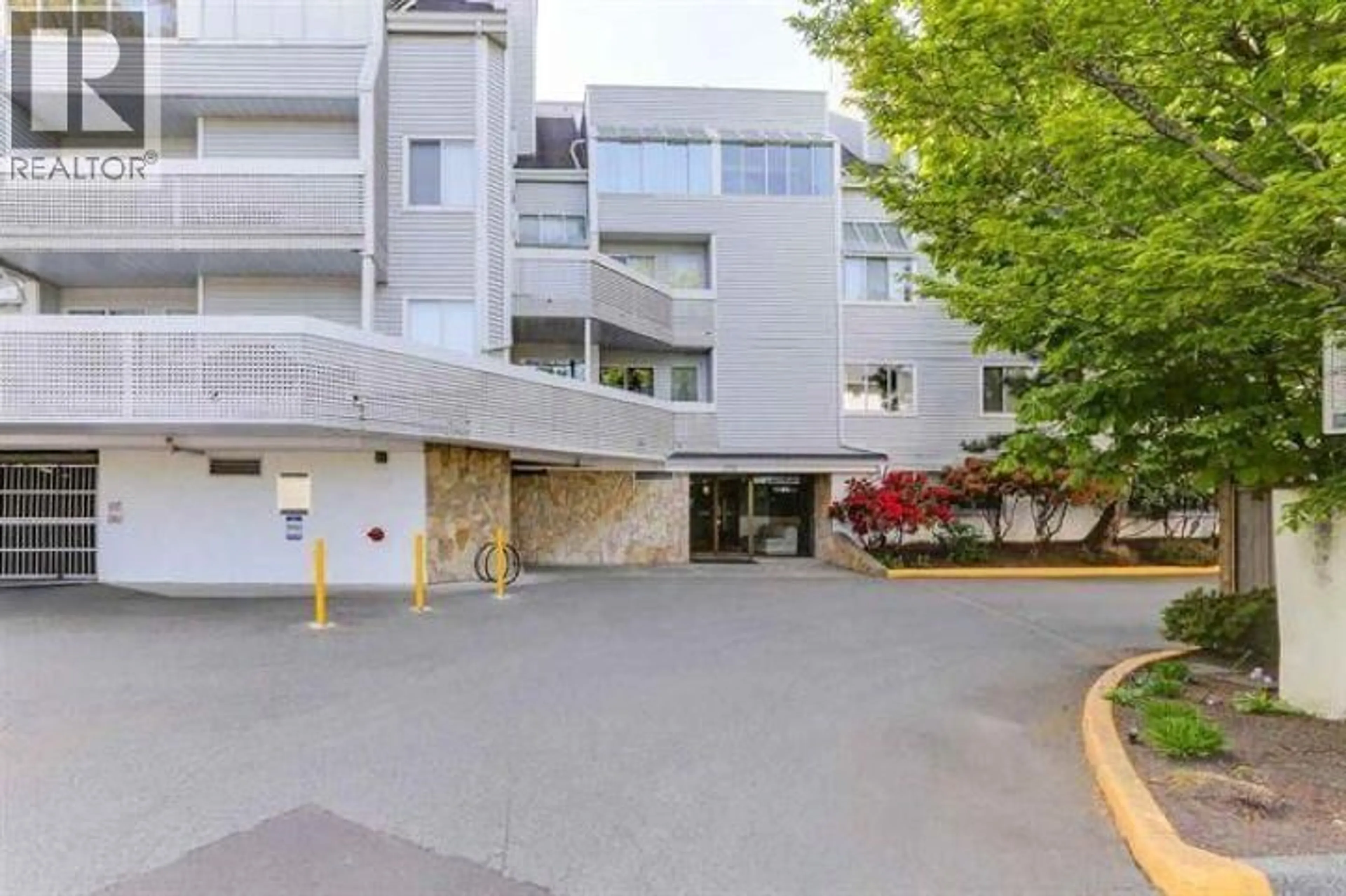Patio, street for 324 - 7751 MINORU BOULEVARD, Richmond British Columbia V6Y3G7