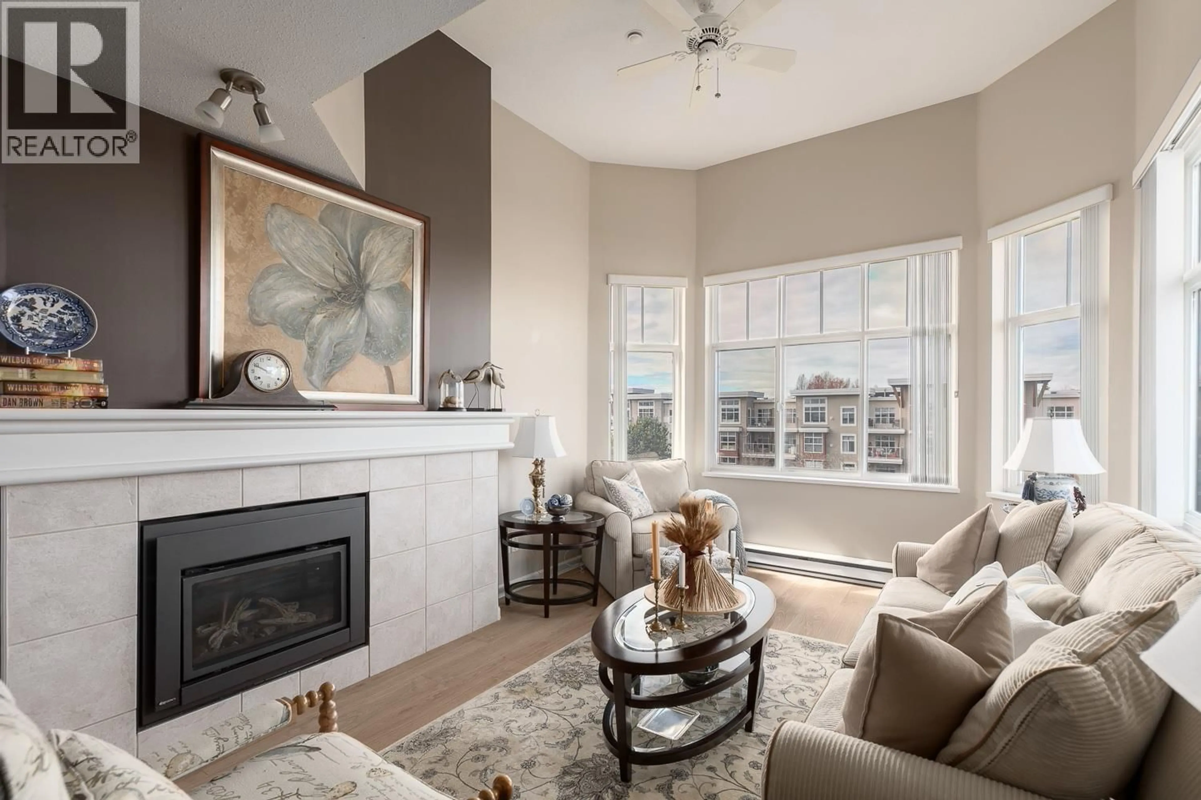 Living room with furniture, unknown for 415 - 12633 NO. 2 ROAD, Richmond British Columbia V7E6N5