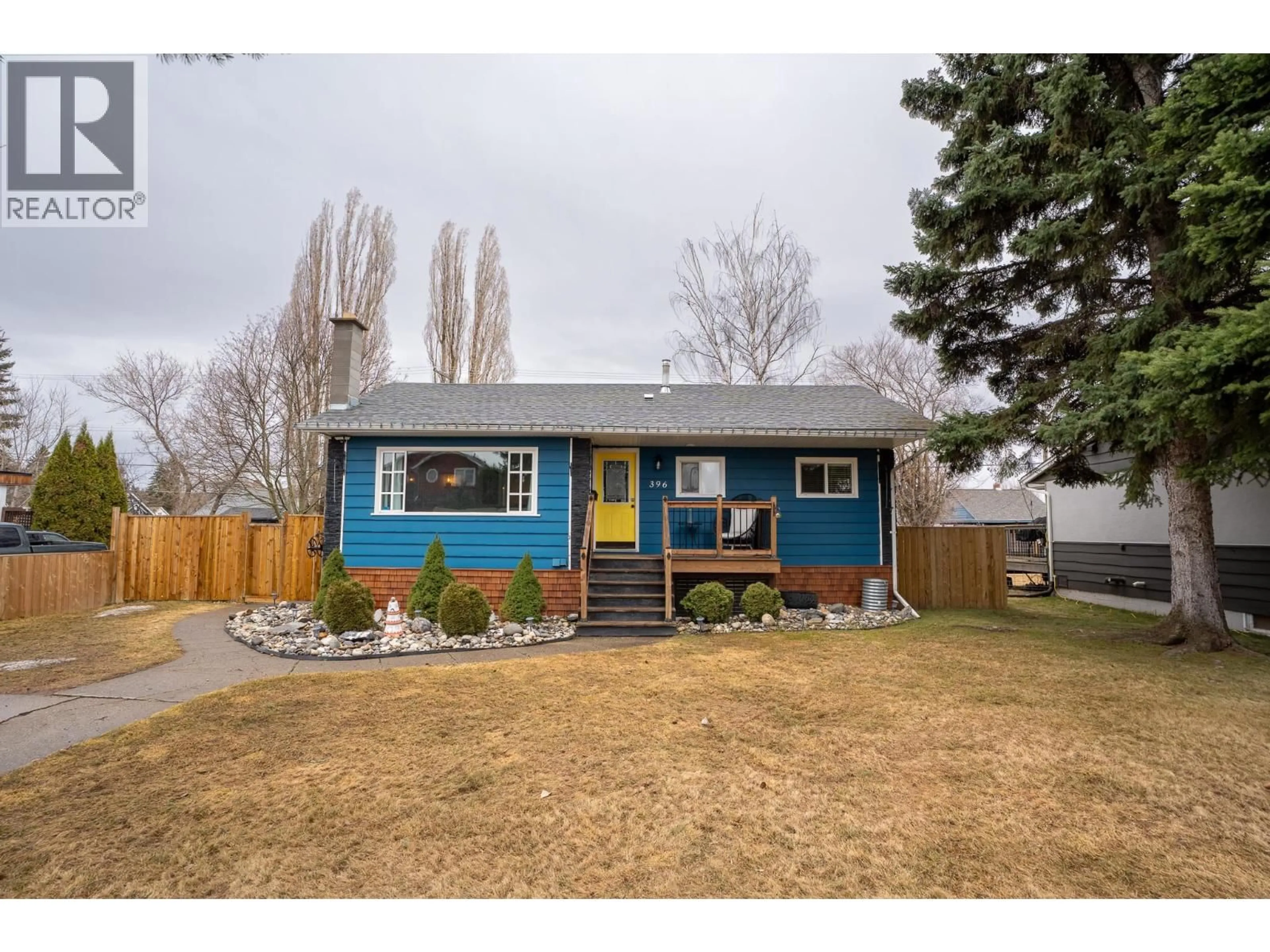 Home with vinyl exterior material, street for 396 BURDEN STREET, Prince George British Columbia V2M2H3