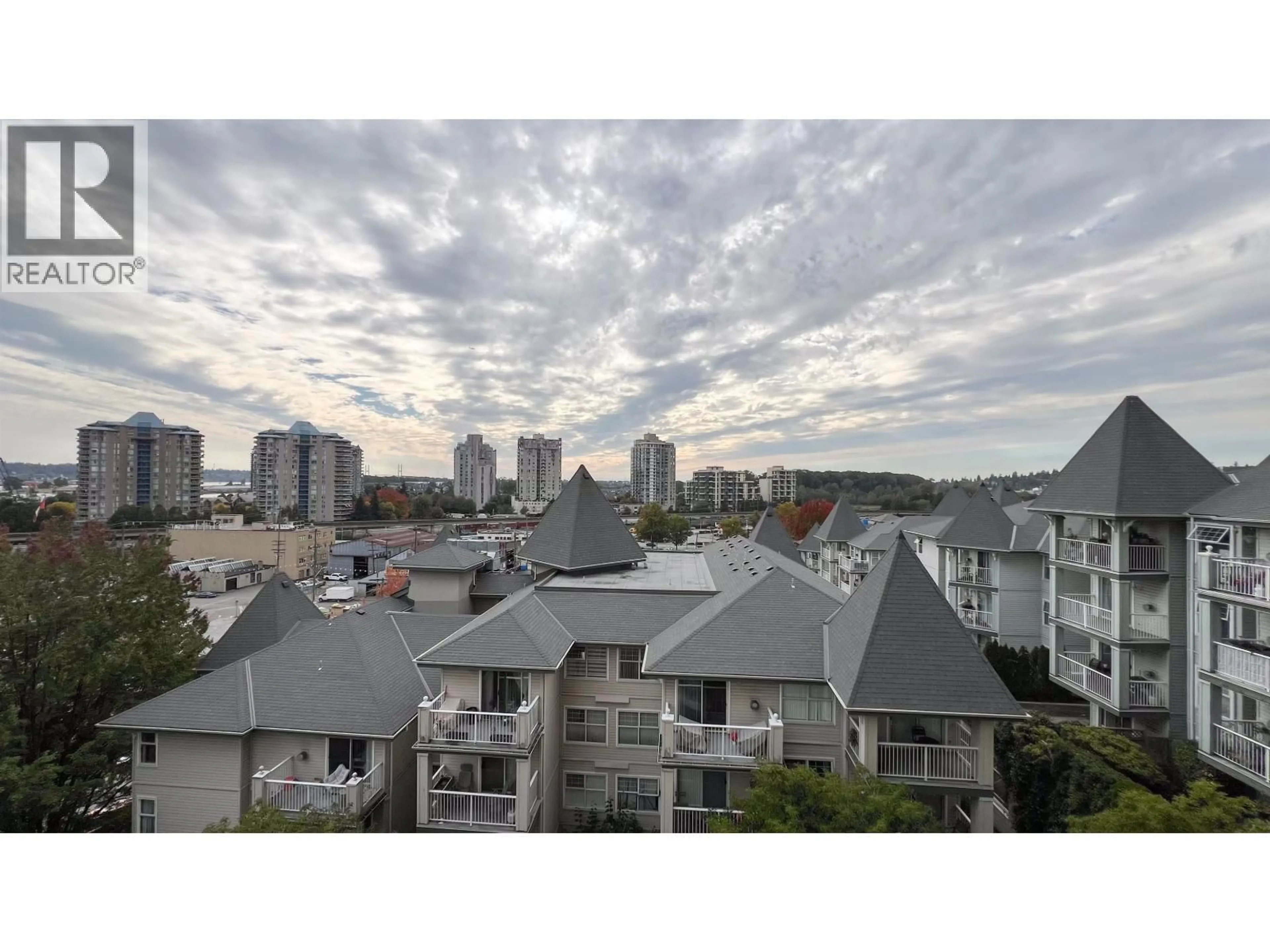A pic from outside/outdoor area/front of a property/back of a property/a pic from drone, city buildings view from balcony for 207 - 1026 QUEENS AVENUE, New Westminster British Columbia V3M6B2