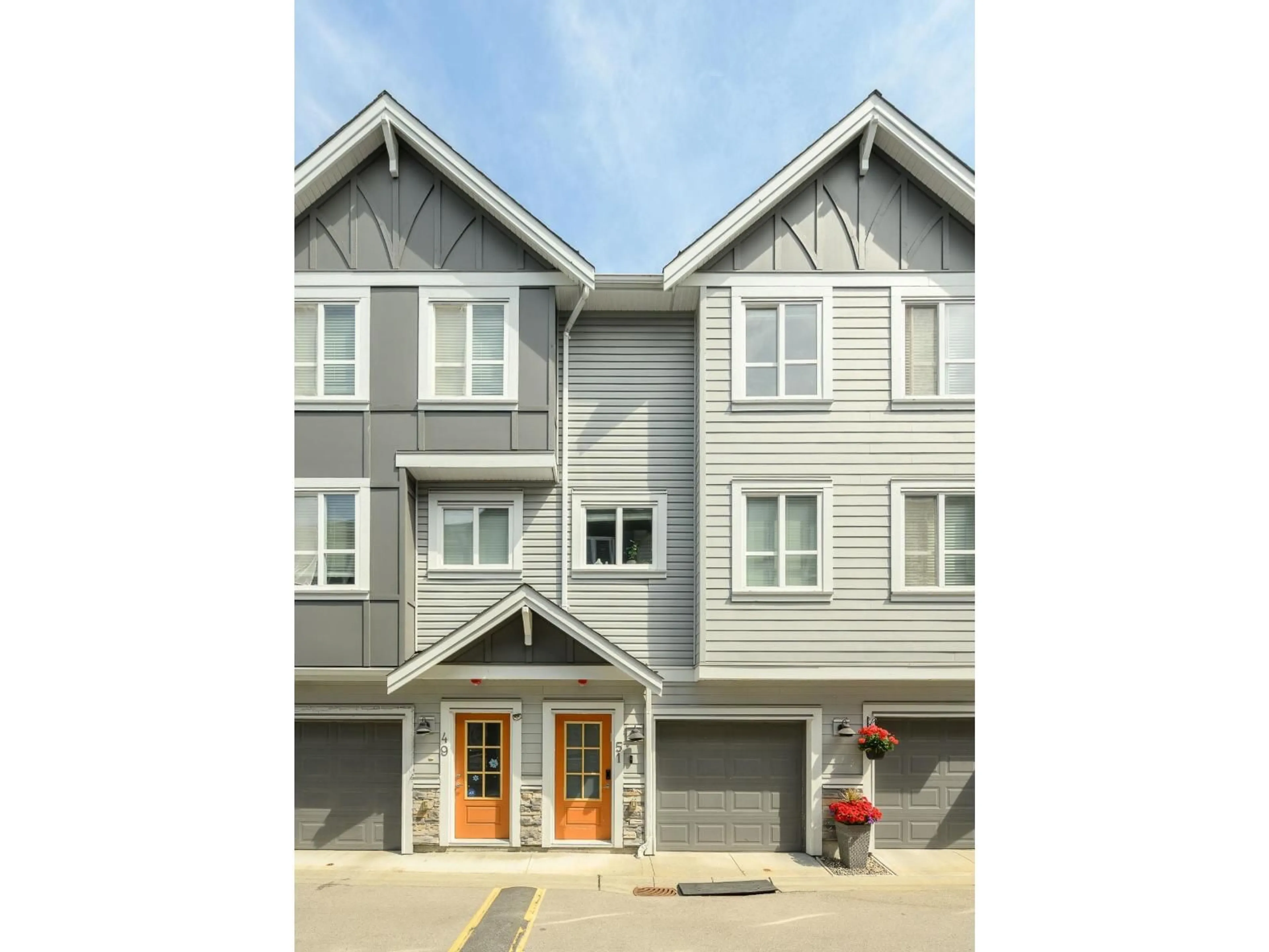 Home with vinyl exterior material, street for 51 - 20860 76 AVENUE, Langley British Columbia V2Y0S8