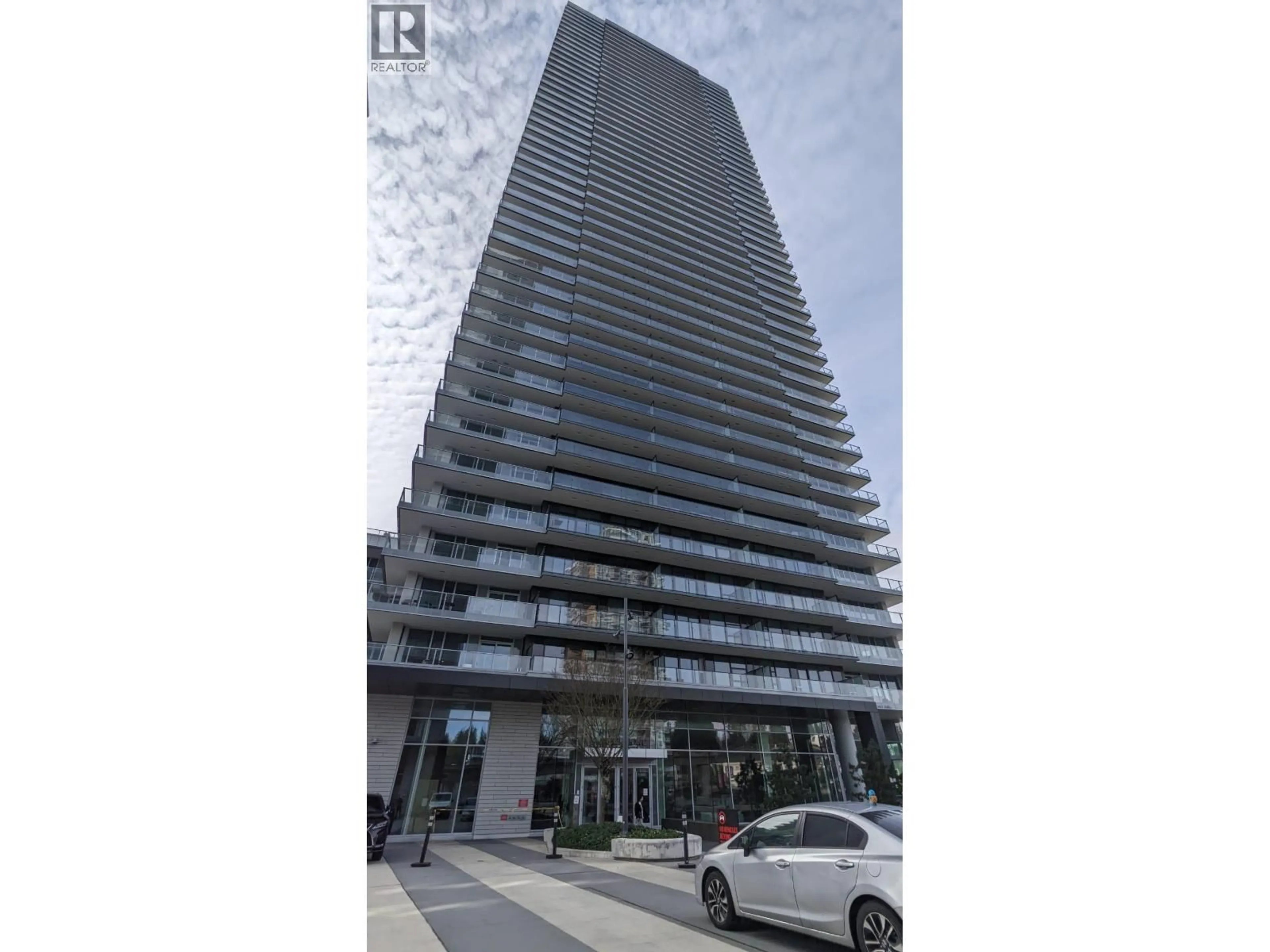 Indoor foyer for 1208 - 3809 EVERGREEN PLACE, Burnaby British Columbia V3J0M1