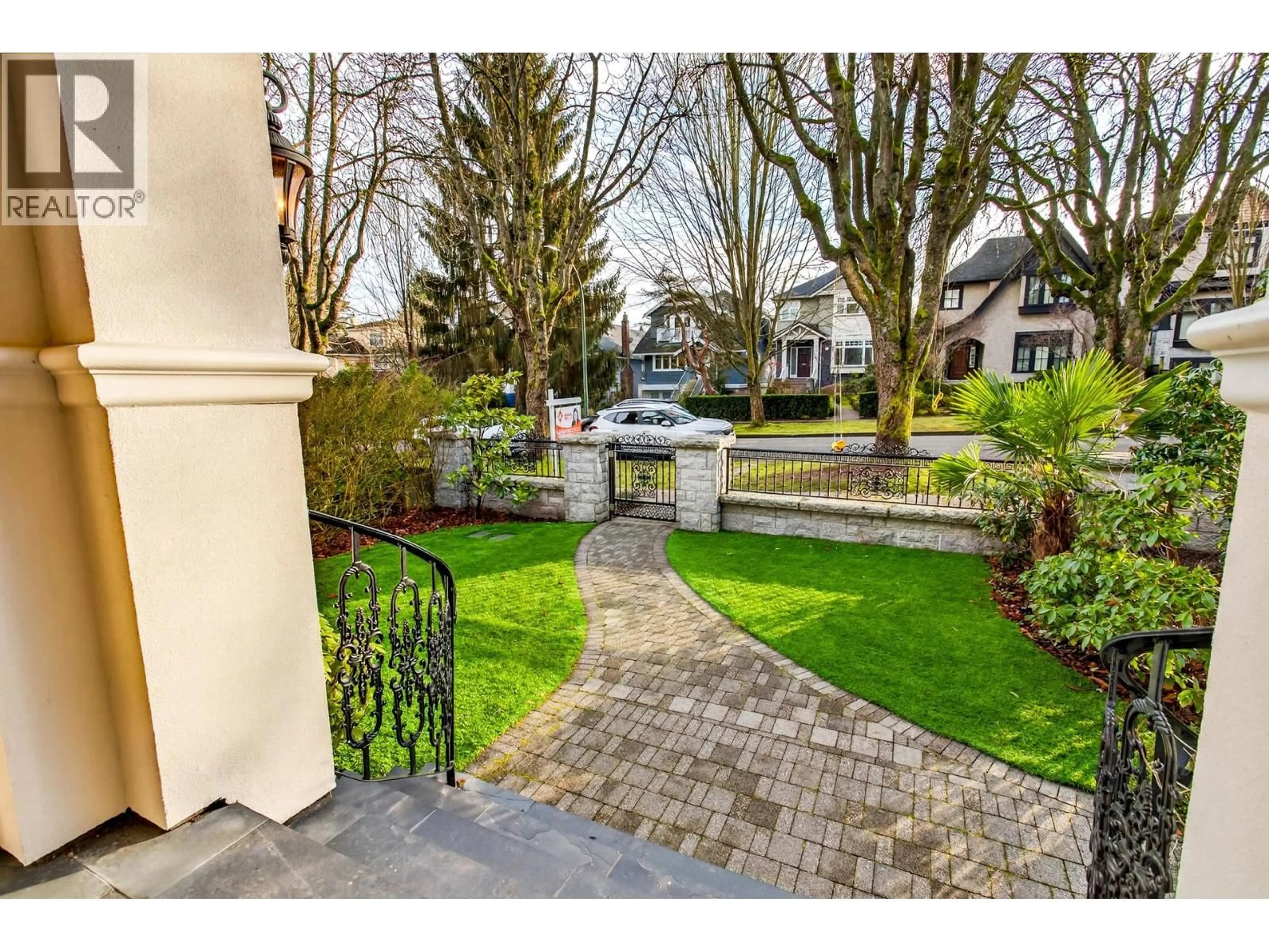 A pic from outside/outdoor area/front of a property/back of a property/a pic from drone, street for 3715 22ND AVENUE, Vancouver British Columbia V6S1J5