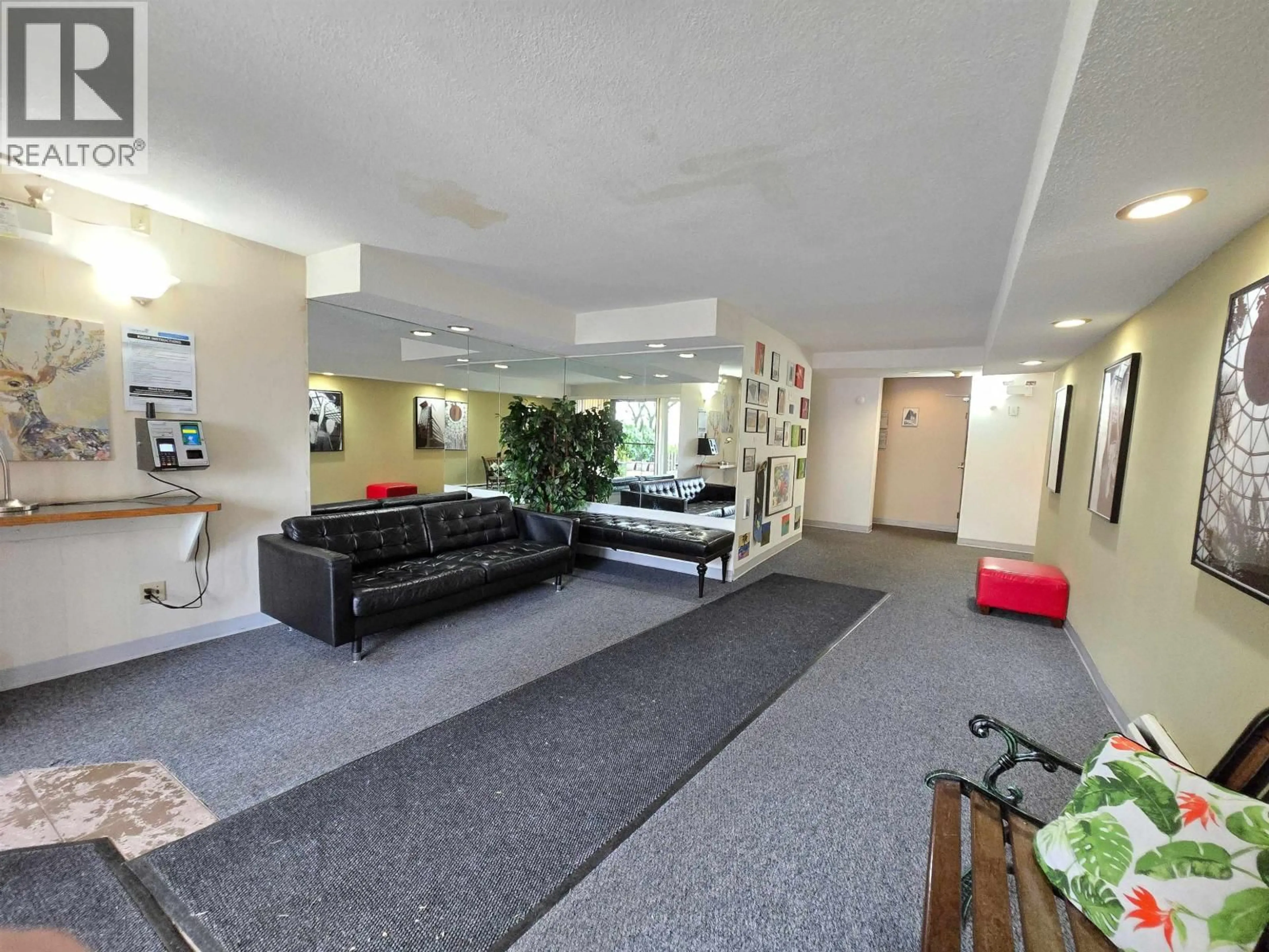 Lobby for 207 - 350 5TH AVENUE, Vancouver British Columbia V5T1H4