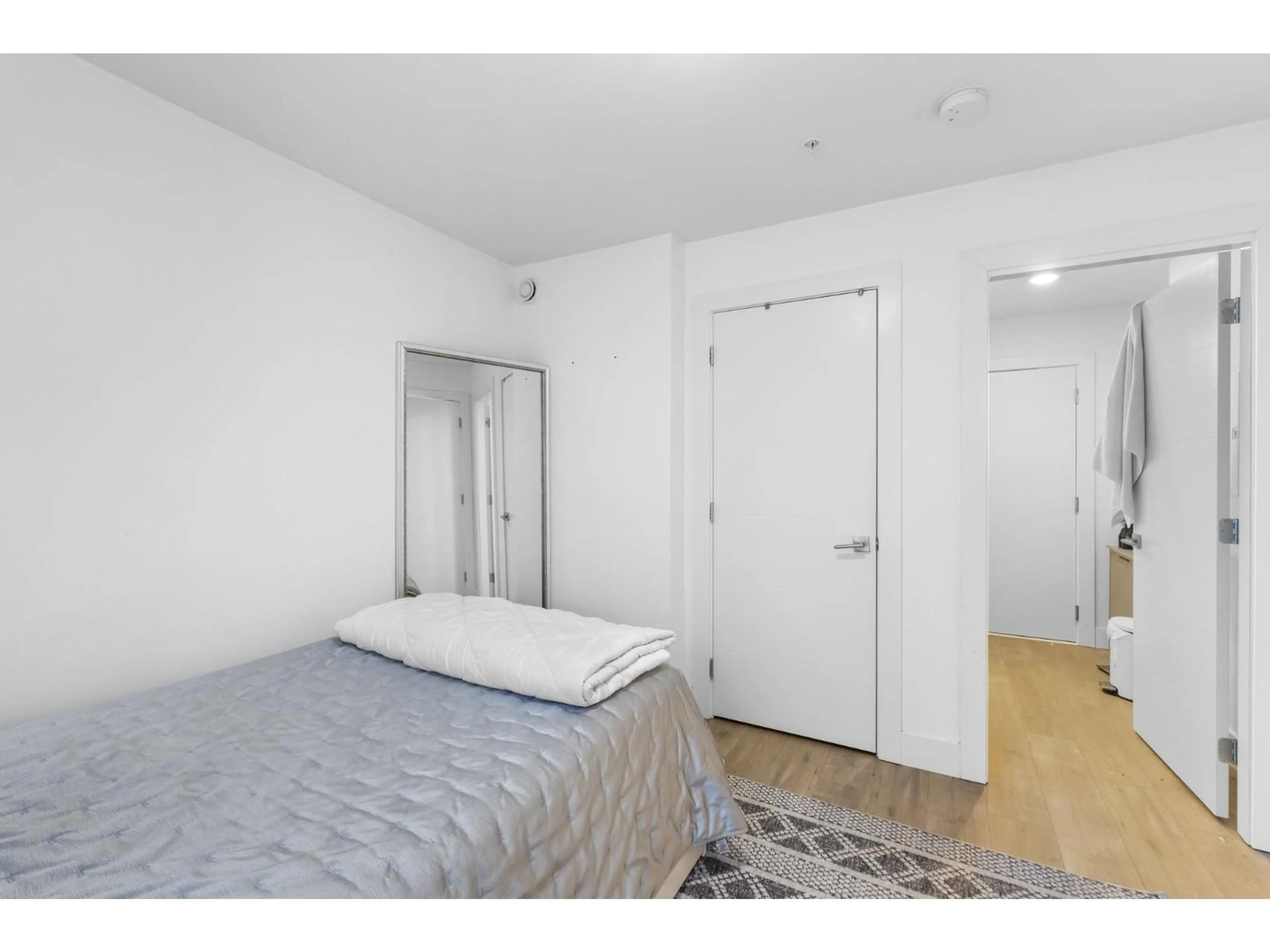 Bedroom with bed, unknown for 14 - 19670 55A AVENUE, Langley British Columbia V3A0M1