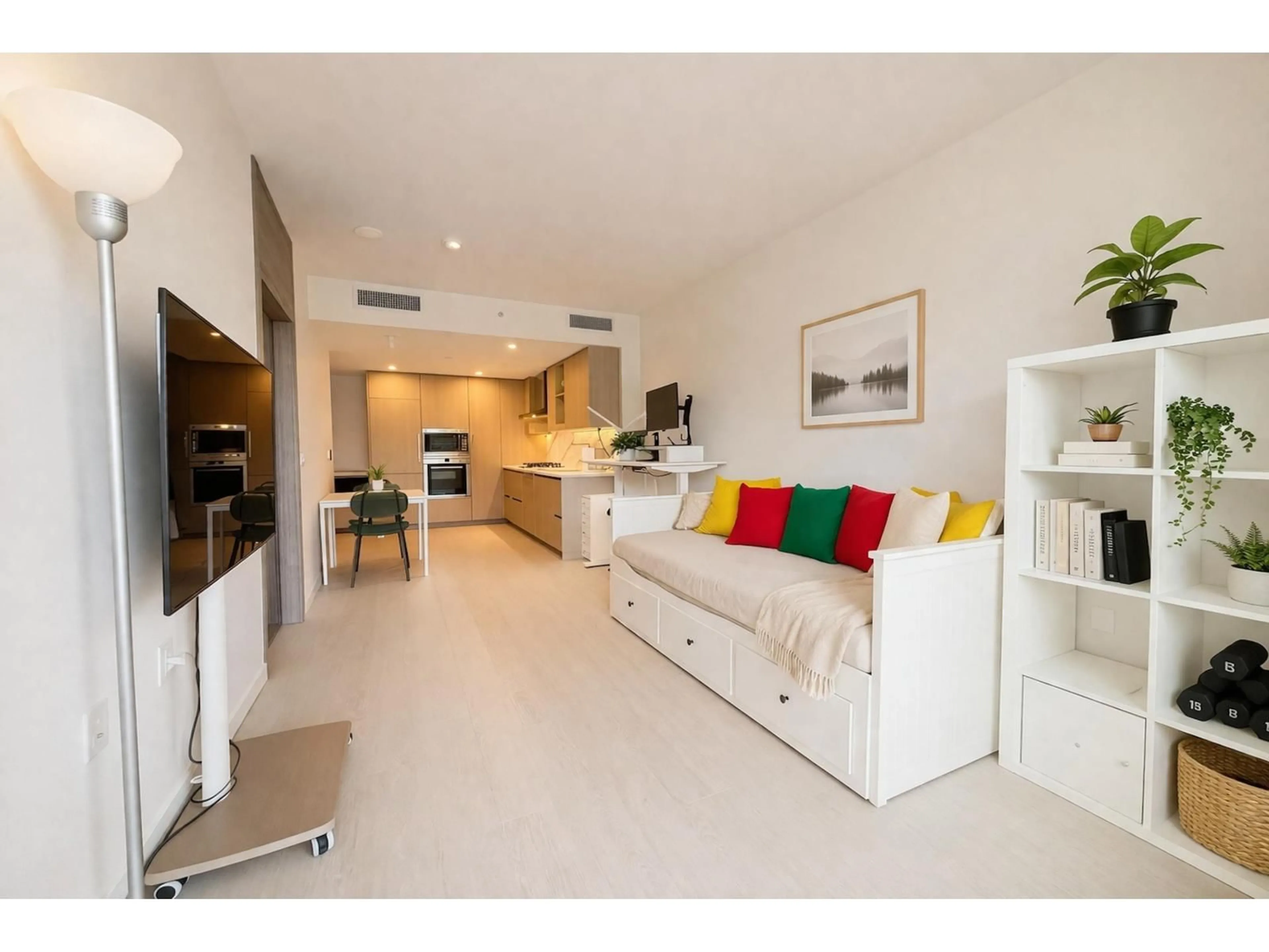 Living room with furniture, unknown for 603 - 13778 100 AVENUE, Surrey British Columbia V3T0V3