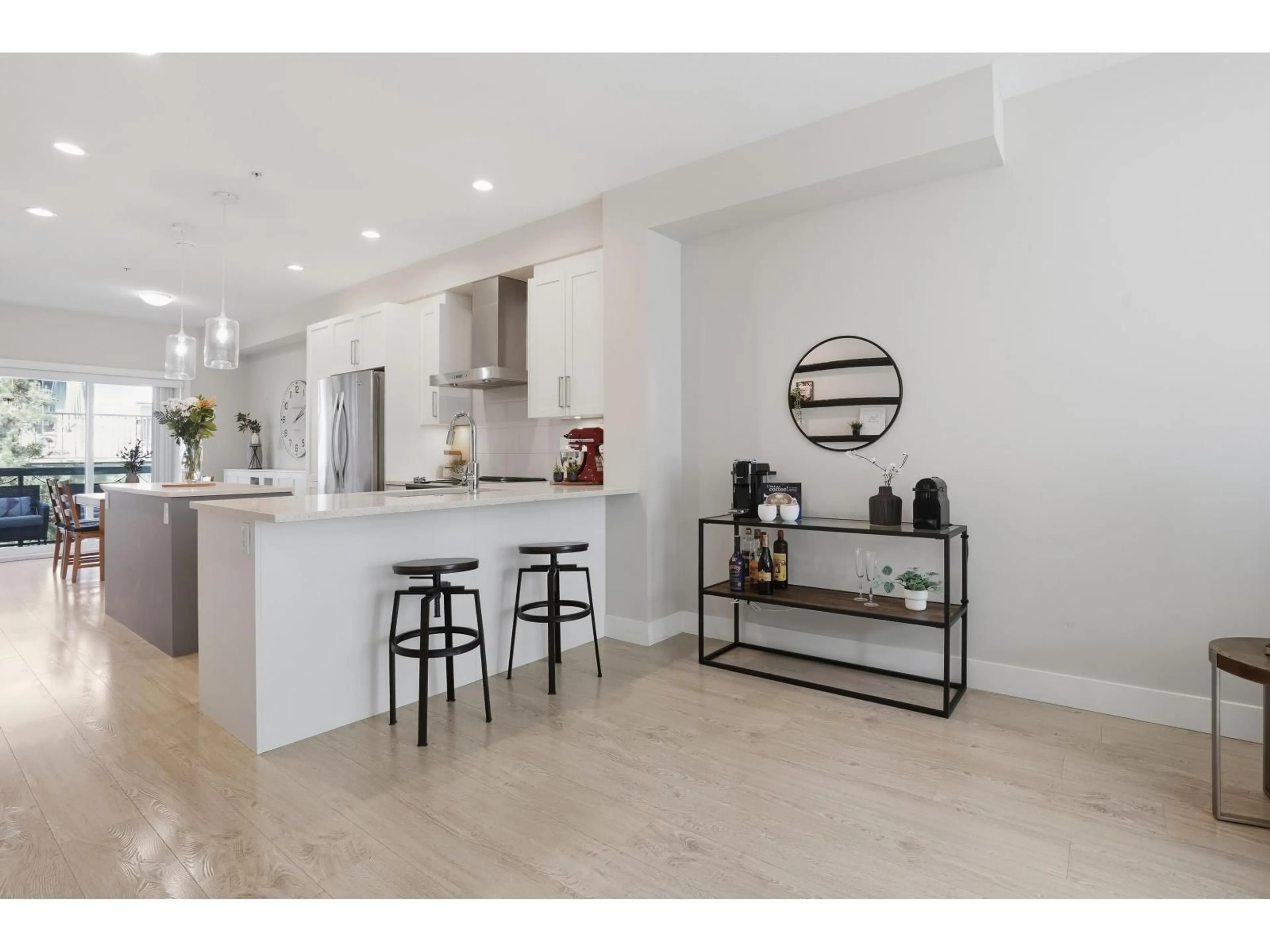 Open concept kitchen, ceramic/tile floor for 43 - 20498 82 AVENUE, Langley British Columbia V2Y0V1