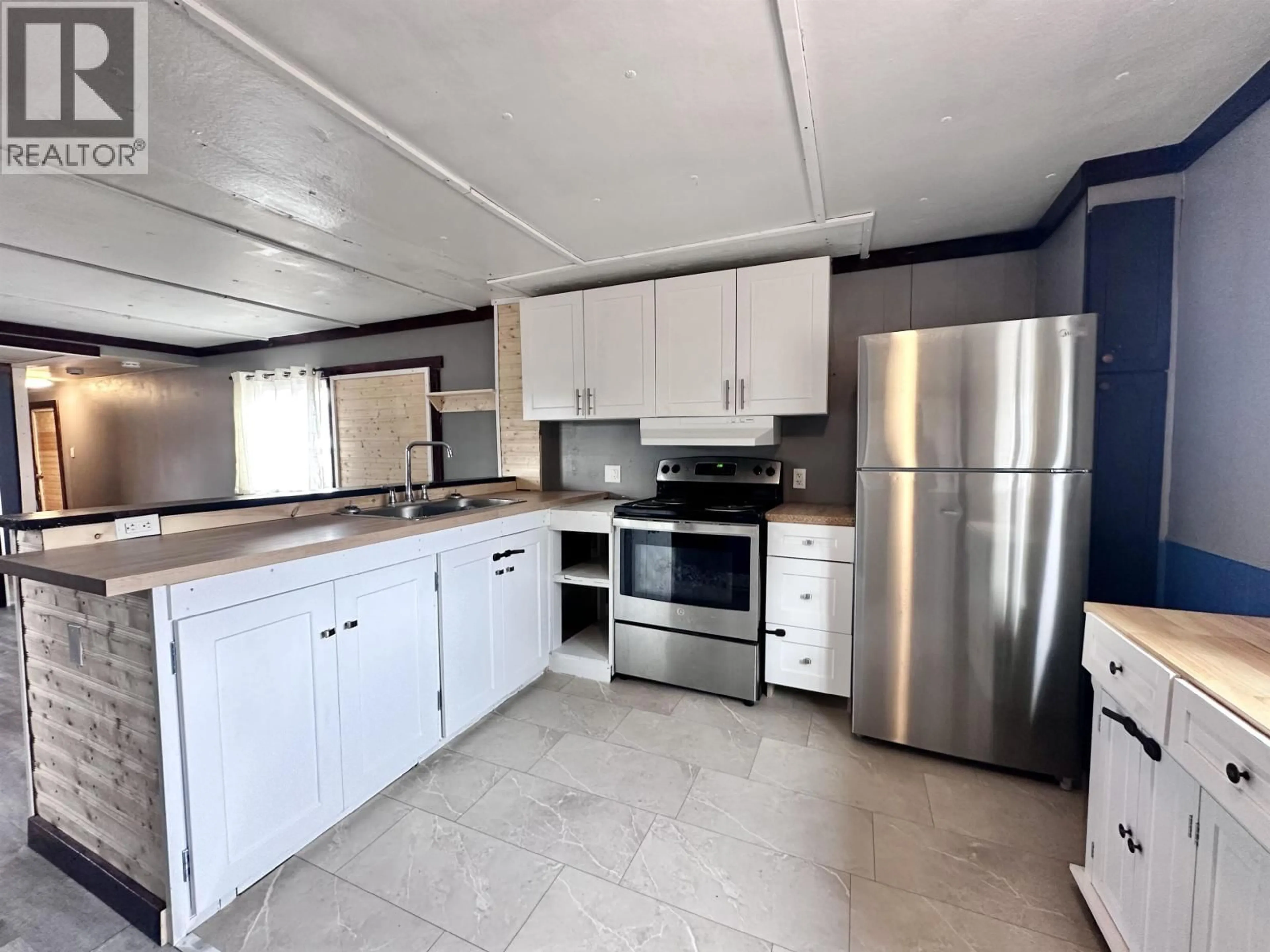 Standard kitchen, unknown for 1145 4TH AVENUE, Valemount British Columbia V0E2Z0