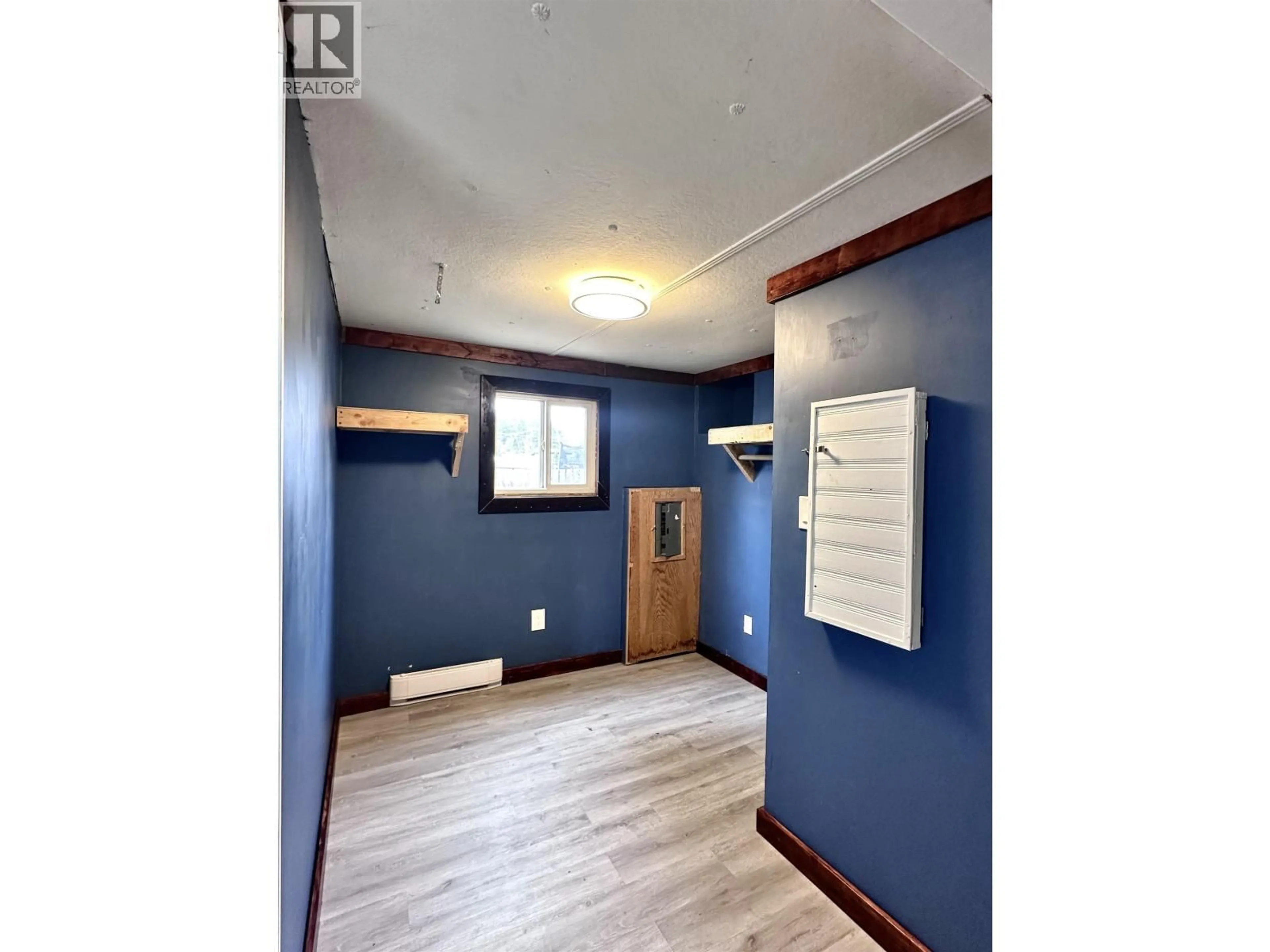 Unknown for 1145 4TH AVENUE, Valemount British Columbia V0E2Z0