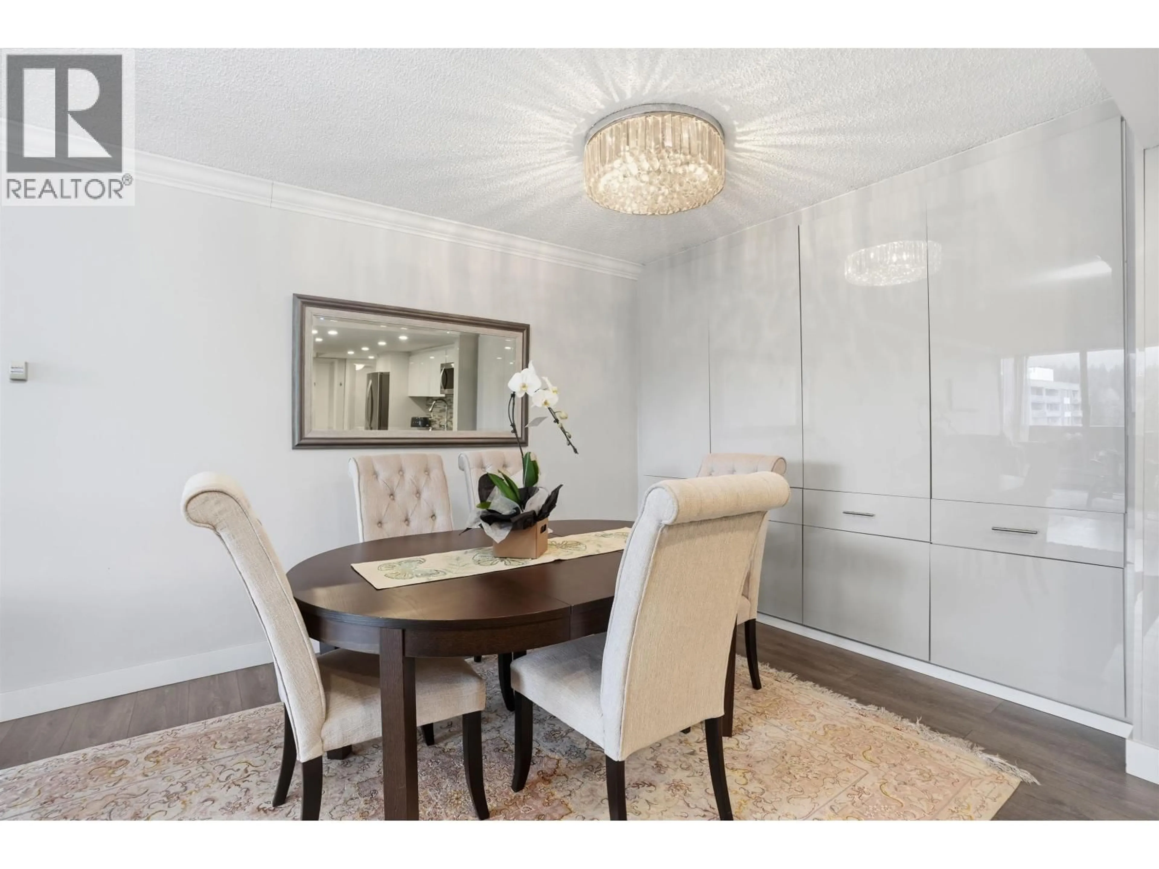 Dining room, wood/laminate floor for 2006 - 2024 FULLERTON AVENUE, North Vancouver British Columbia V7P3G4