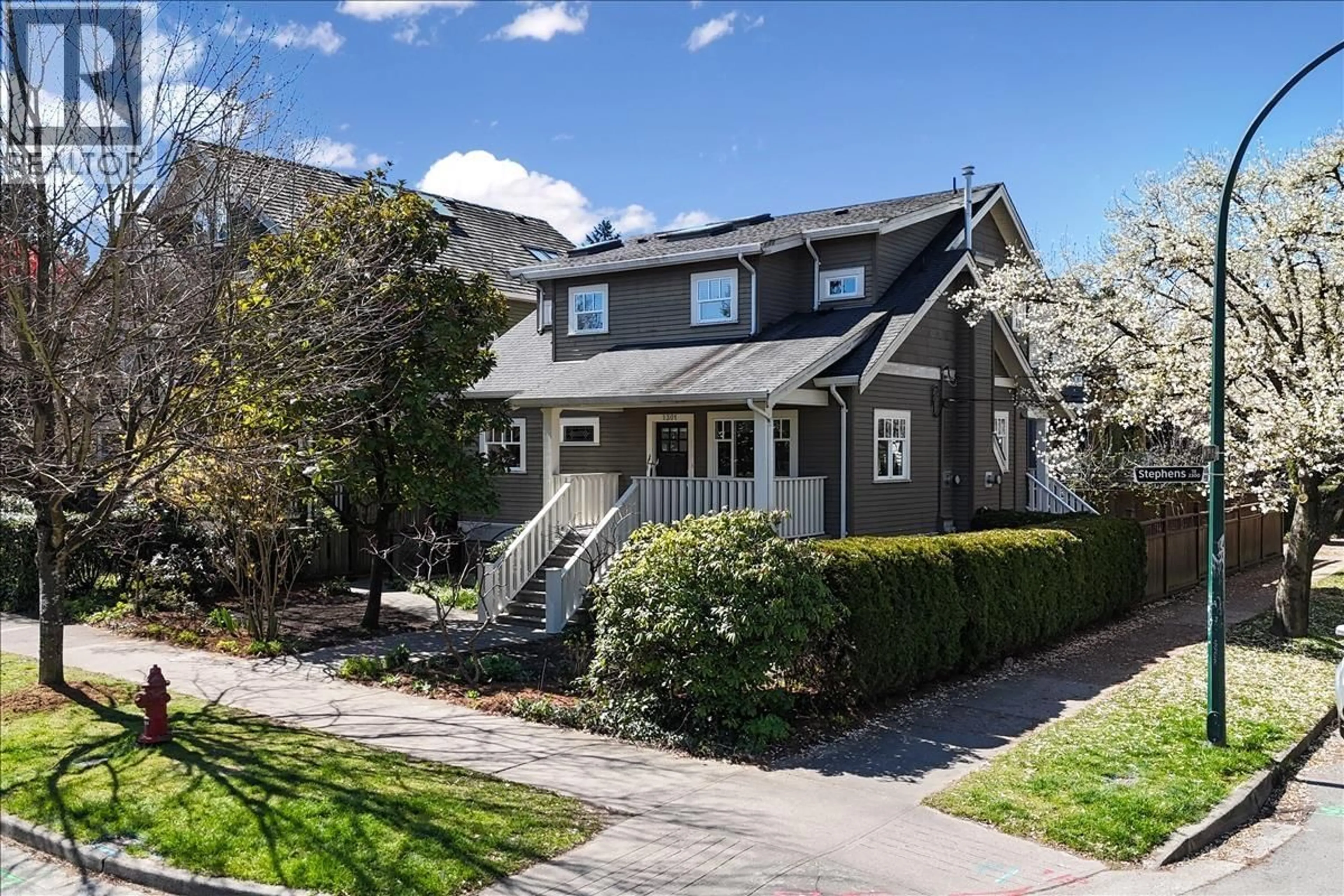 Home with vinyl exterior material, street for 2301 STEPHENS STREET, Vancouver British Columbia V6K3W7