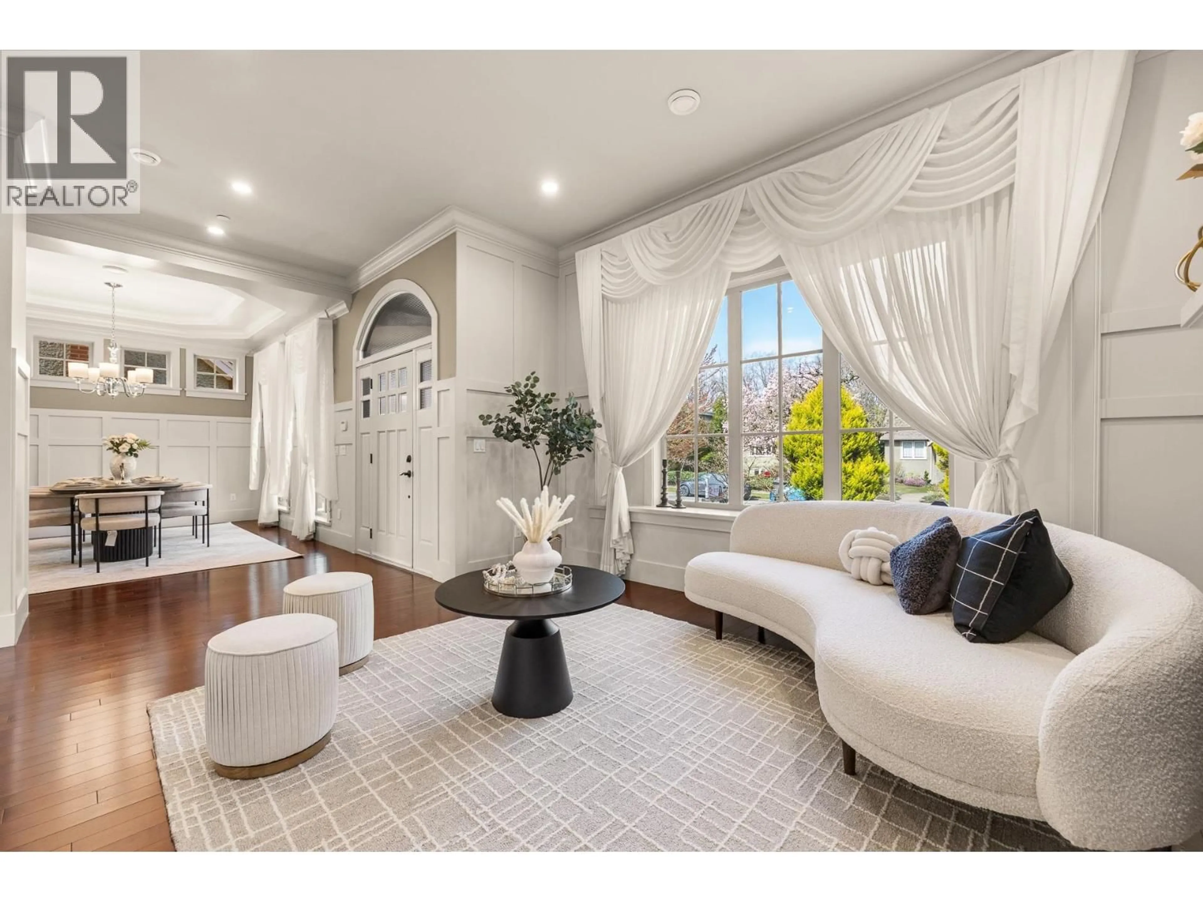 Living room with furniture, unknown for 3042 33RD AVENUE, Vancouver British Columbia V6N2G7