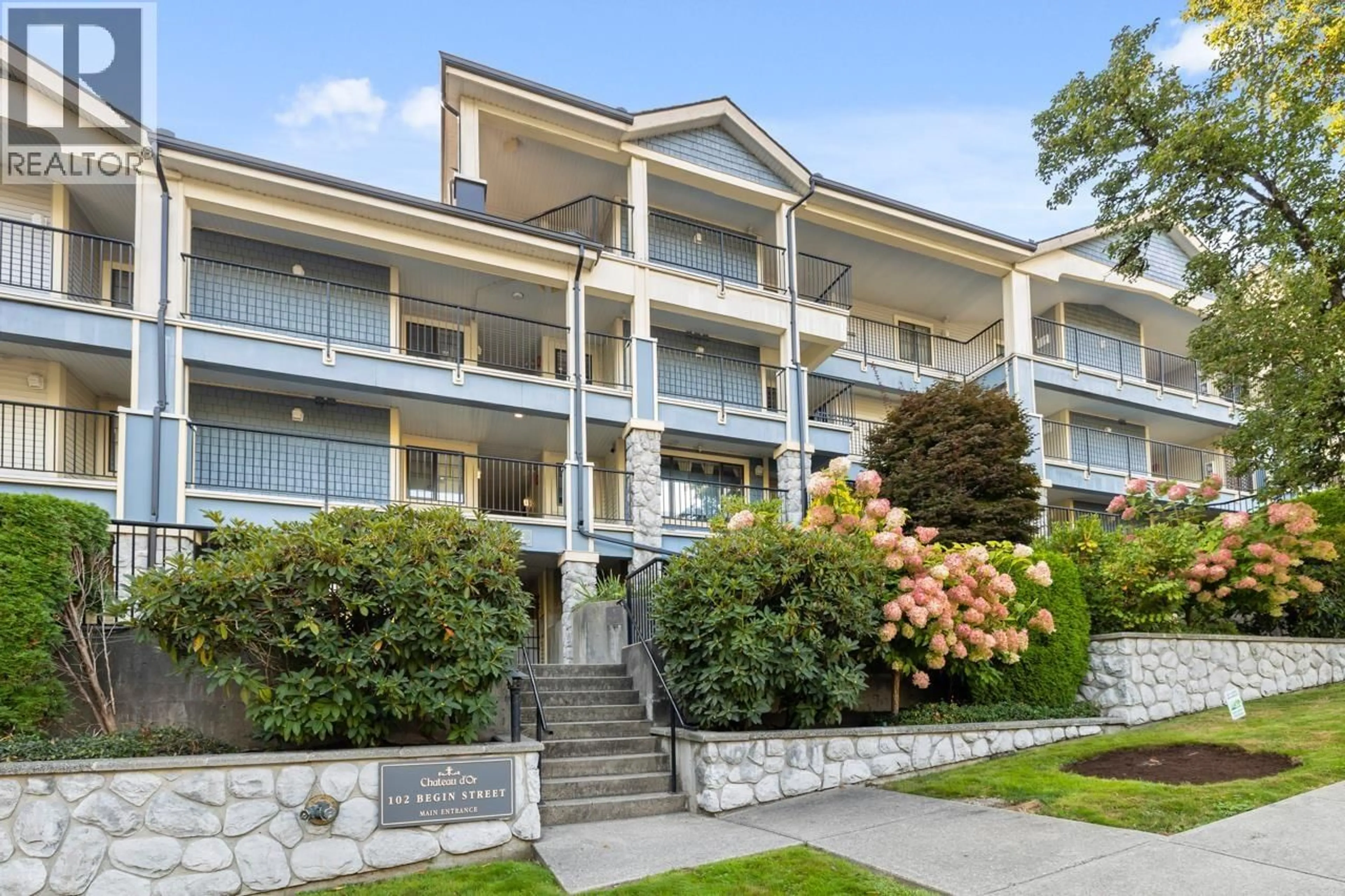 Unknown for 404 - 102 BEGIN STREET, Coquitlam British Columbia V3K4V2