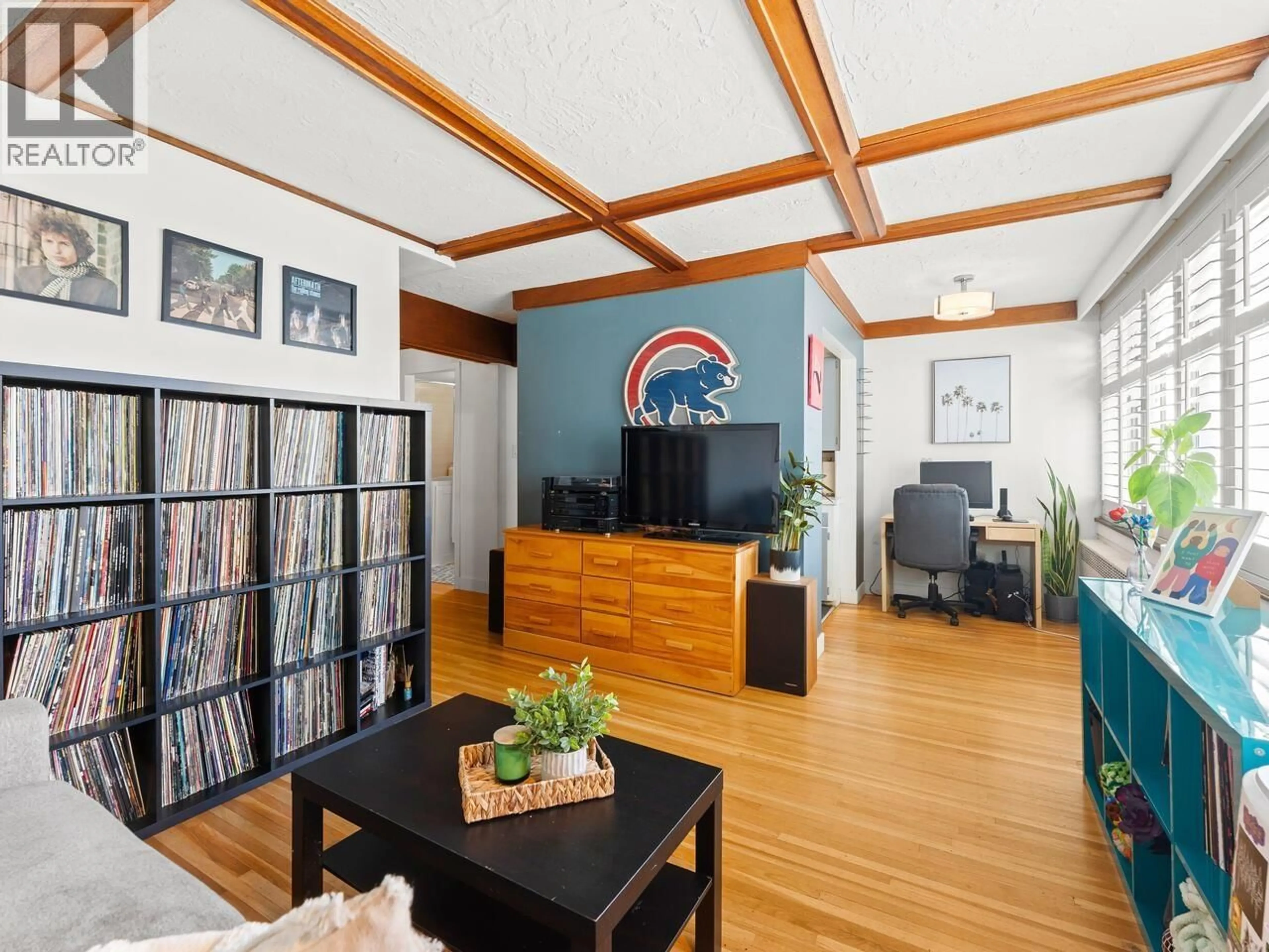 Living room with furniture, wood/laminate floor for 304 - 1975 PENDRELL STREET, Vancouver British Columbia V6G1T6