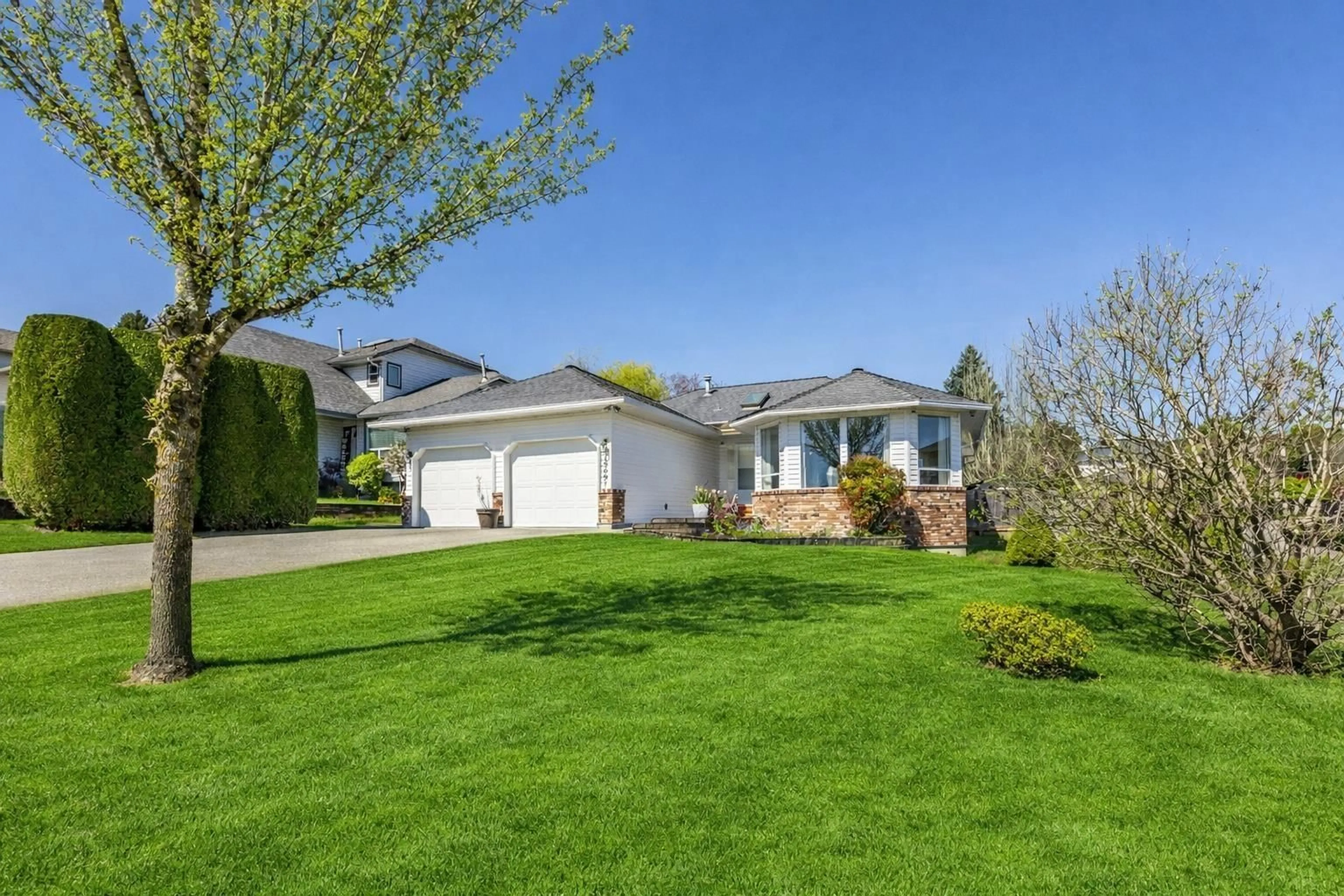 Home with vinyl exterior material, street for 19091 61A AVENUE, Surrey British Columbia V3S8C8