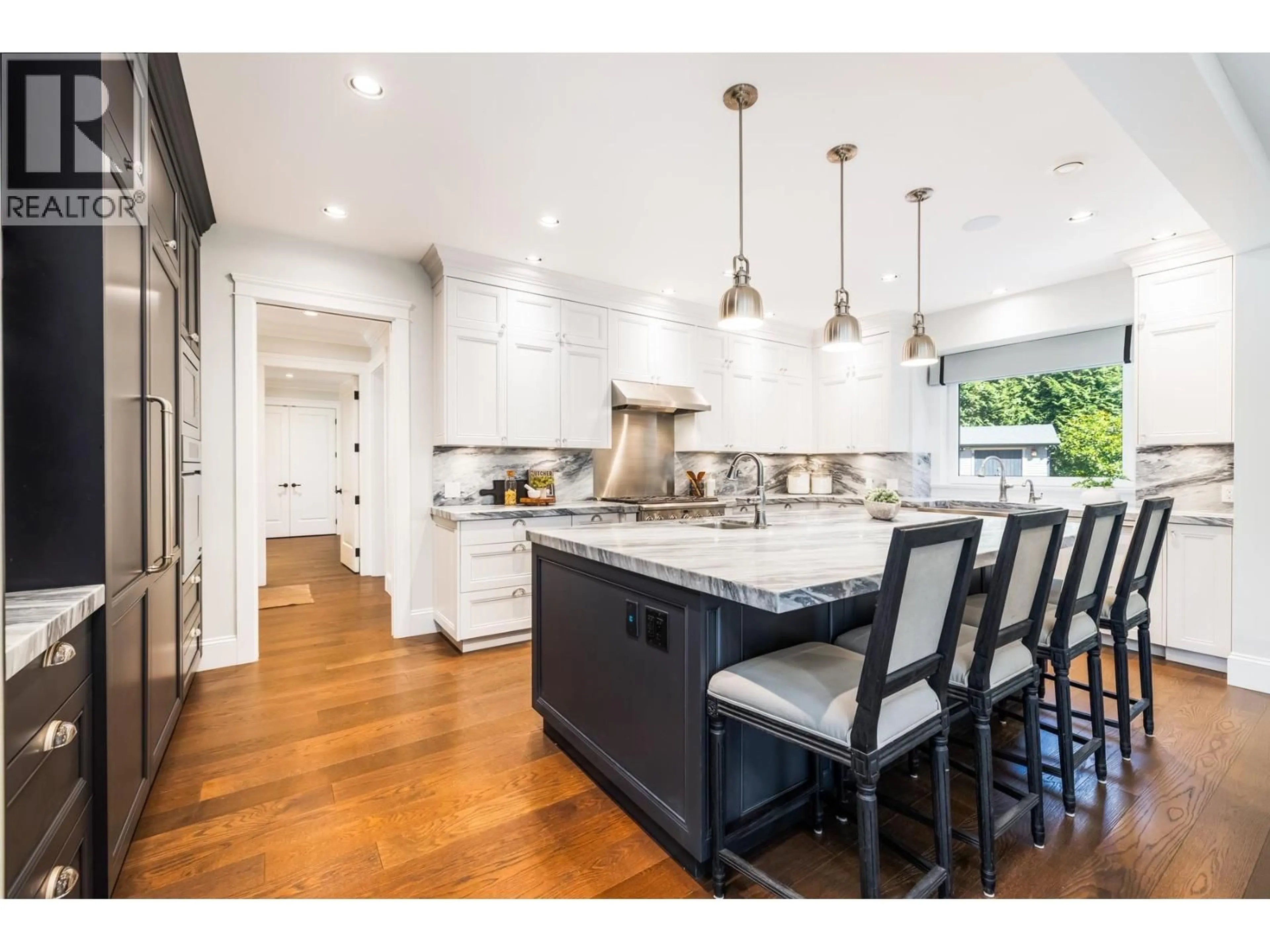 Open concept kitchen, unknown for 3850 ST. MARYS AVENUE, North Vancouver British Columbia V7N1Y1