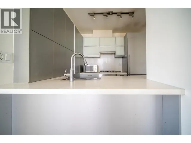 2802 - 535 SMITHE STREET, Vancouver 3