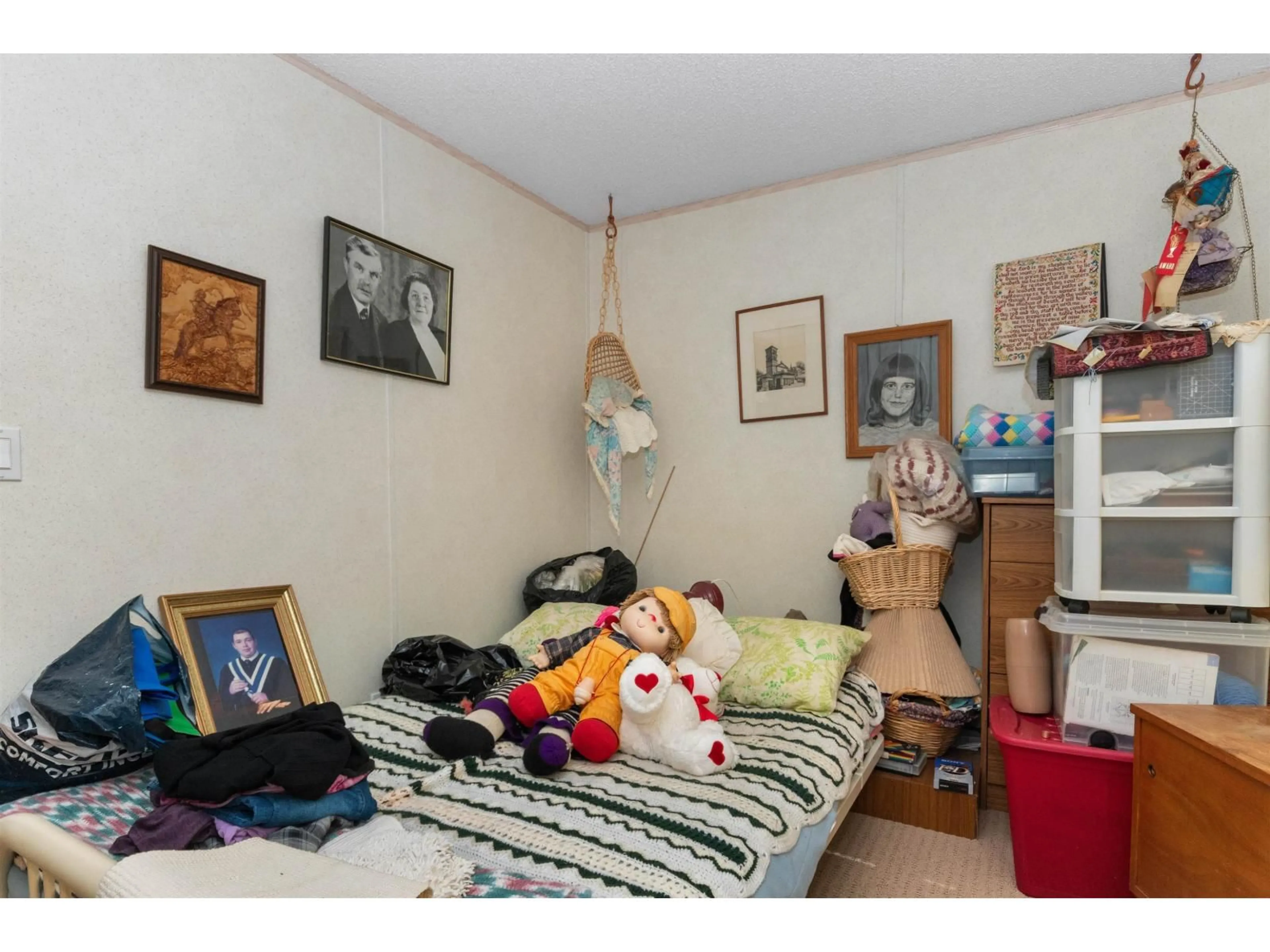 A pic of a room for 5 - 62790 FLOOD HOPE ROAD, Hope British Columbia V0X1L2