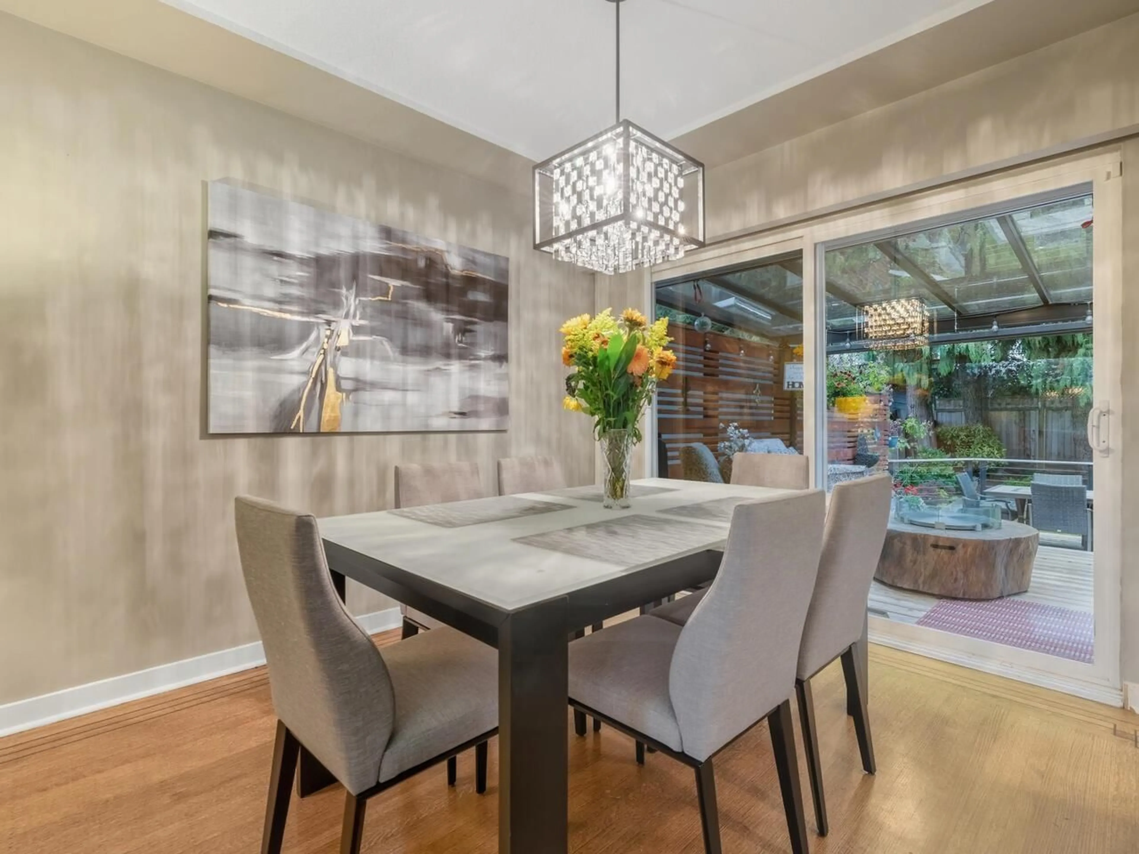 Dining room, ceramic/tile floor for 9434 113B STREET, Delta British Columbia V4C5G5