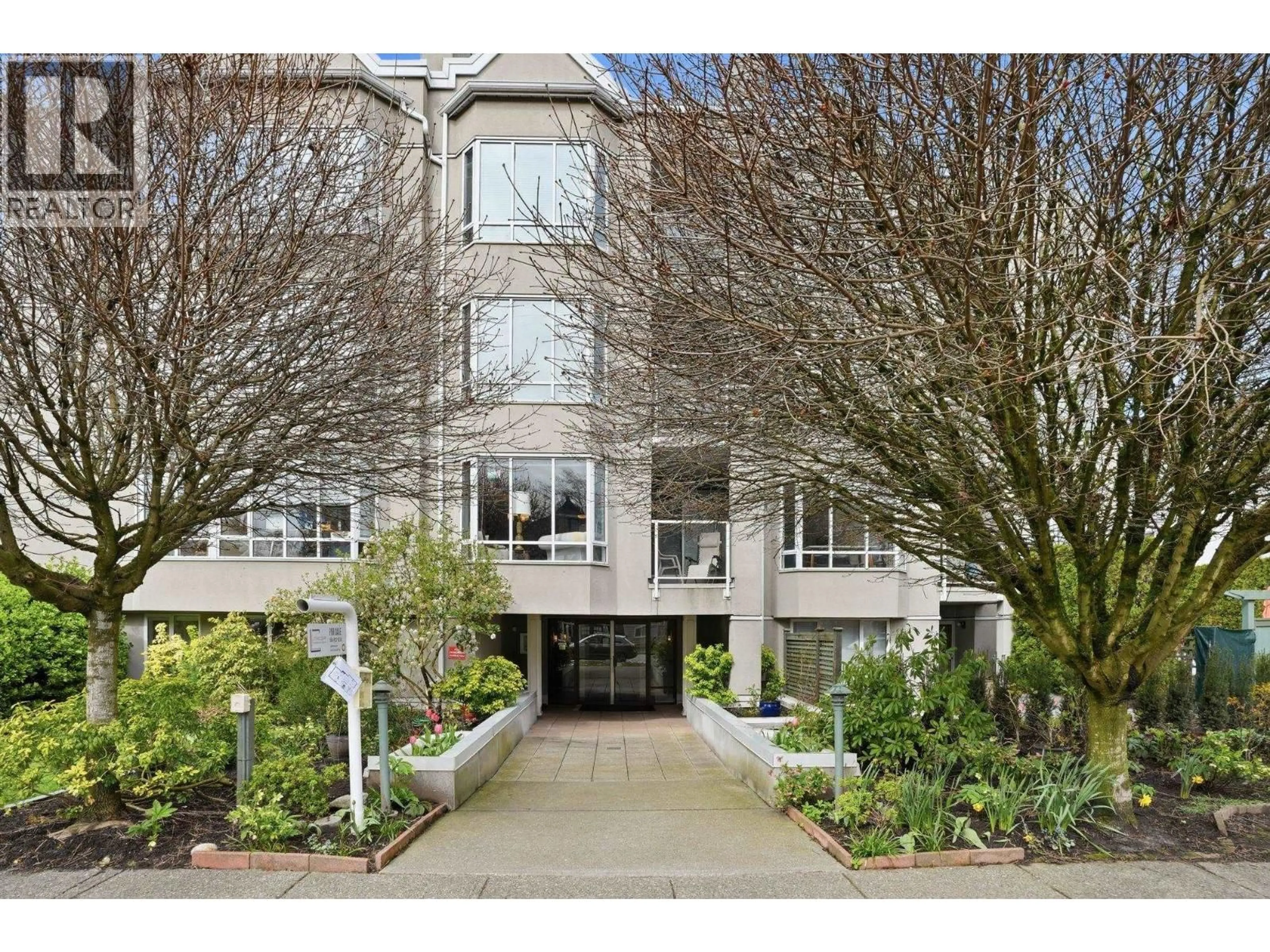 Unknown for 202 - 2195 5TH AVENUE, Vancouver British Columbia V6K1S1