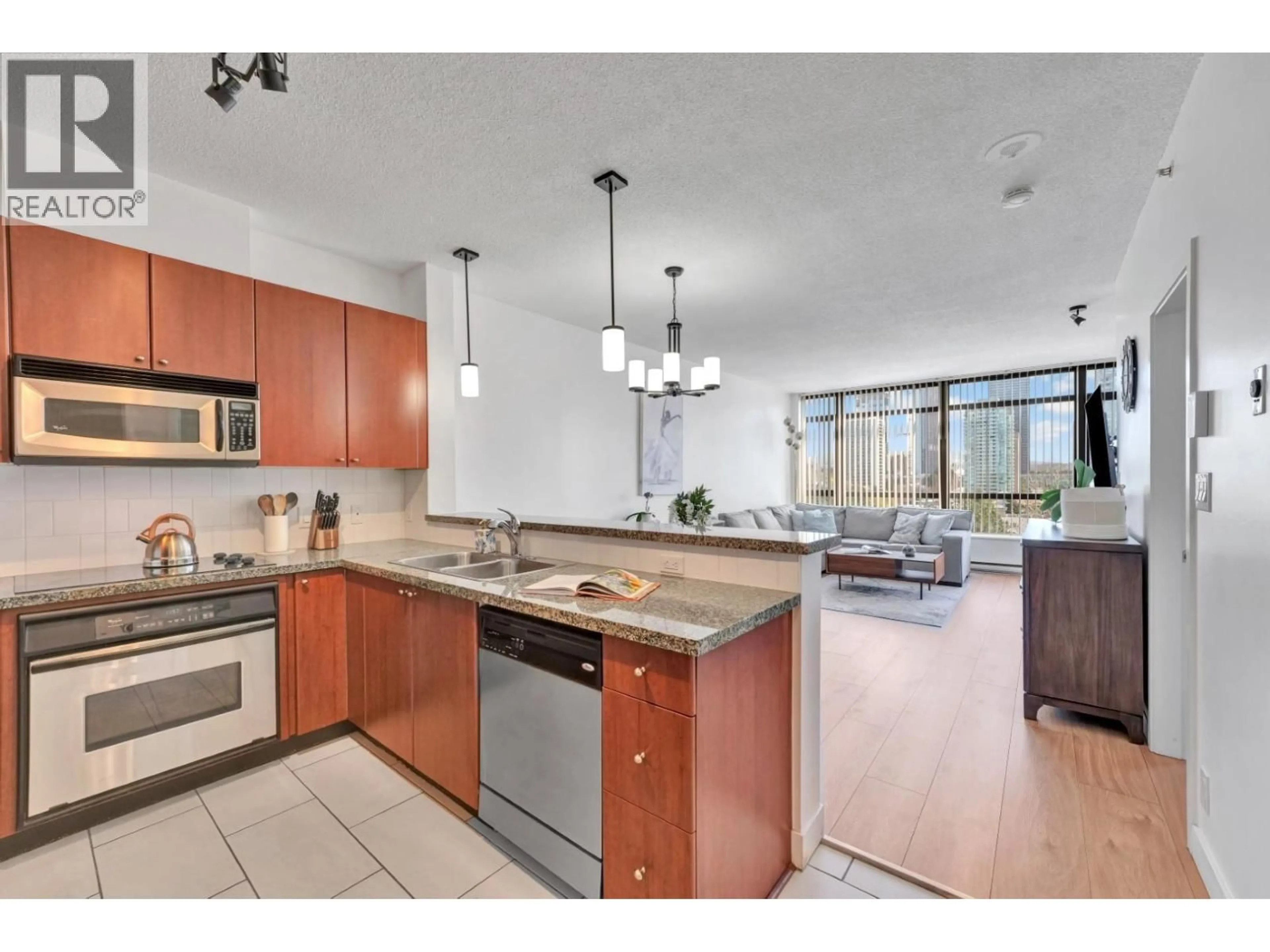 Open concept kitchen, ceramic/tile floor for 1105 - 4132 HALIFAX STREET, Burnaby British Columbia V5C6V1