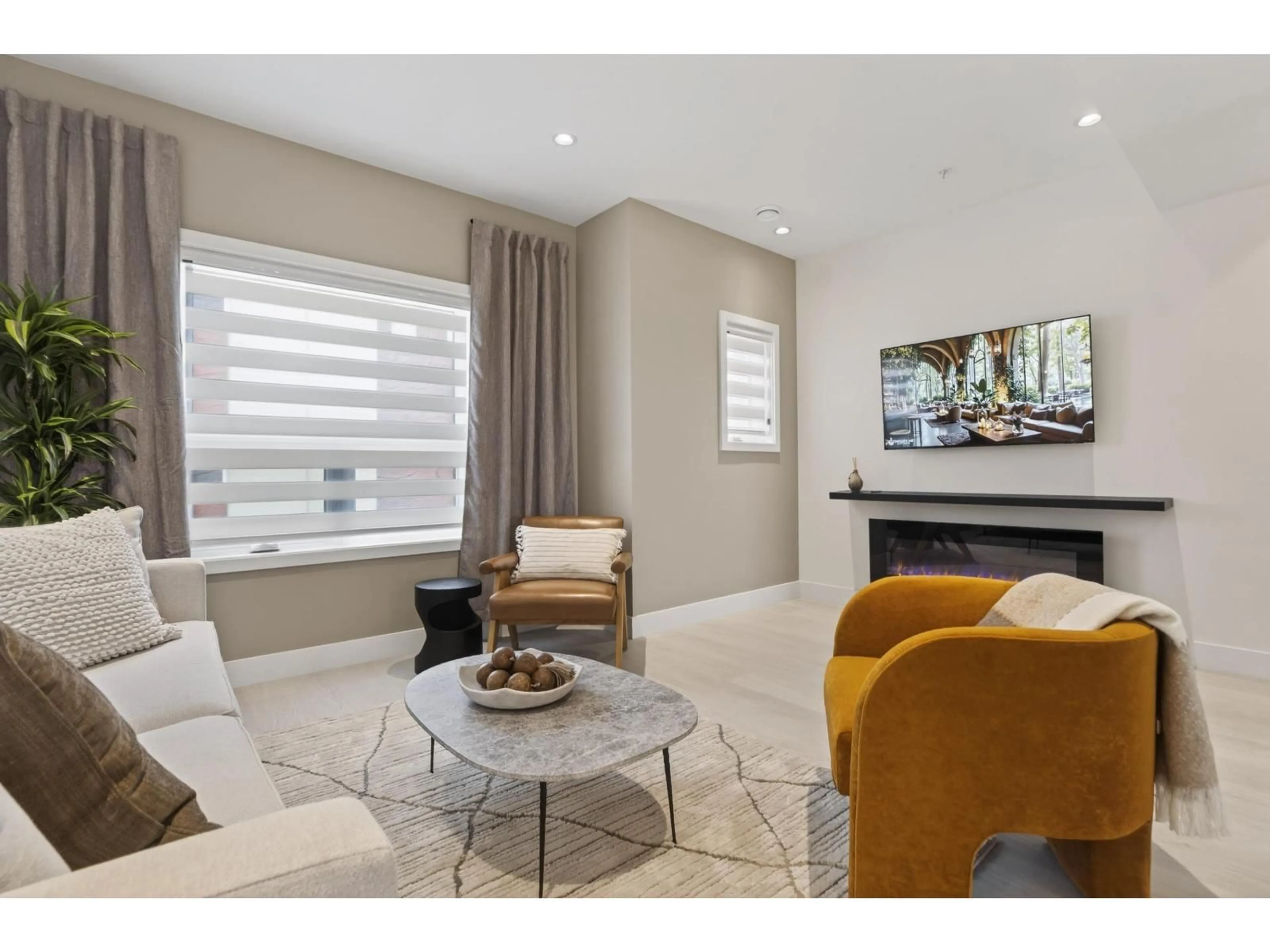 Living room with furniture, unknown for 69 - 7381 PRESTON BOULEVARD, Mission British Columbia V2V1C5