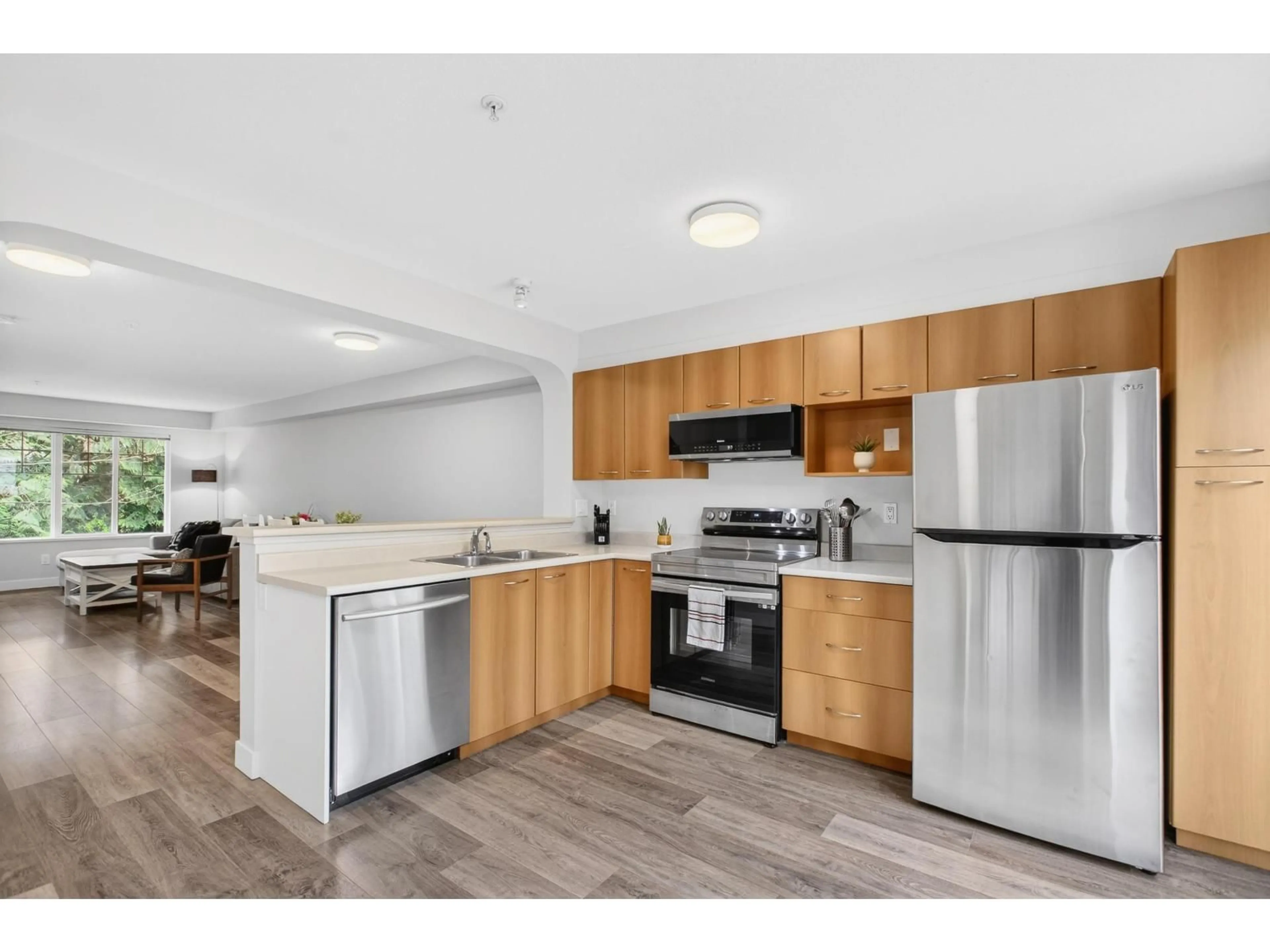 Open concept kitchen, unknown for 62 - 20176 68 AVENUE, Langley British Columbia V2Y2X7