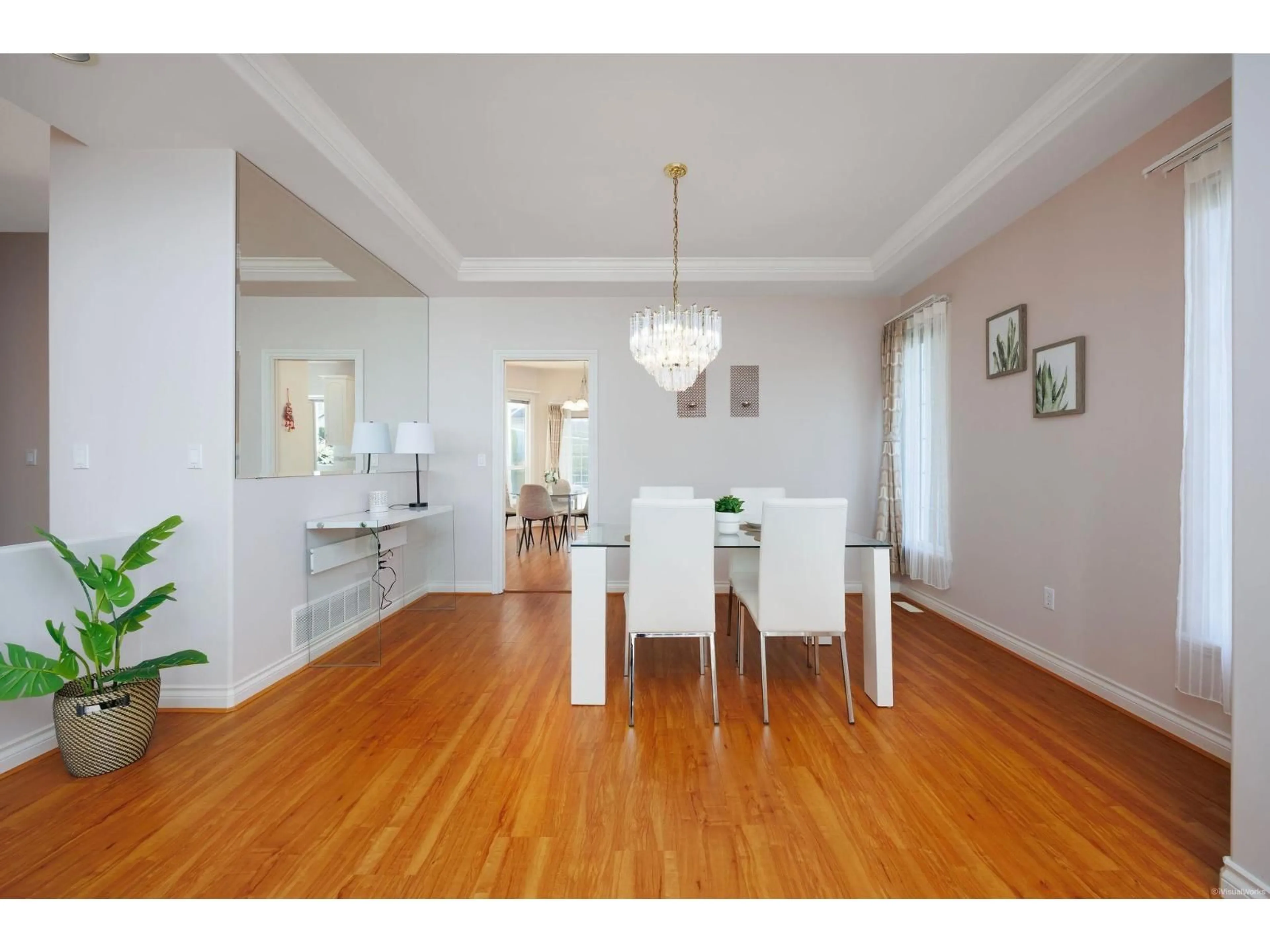 Dining room, wood/laminate floor for 2244 140A STREET, Surrey British Columbia V4A9R8