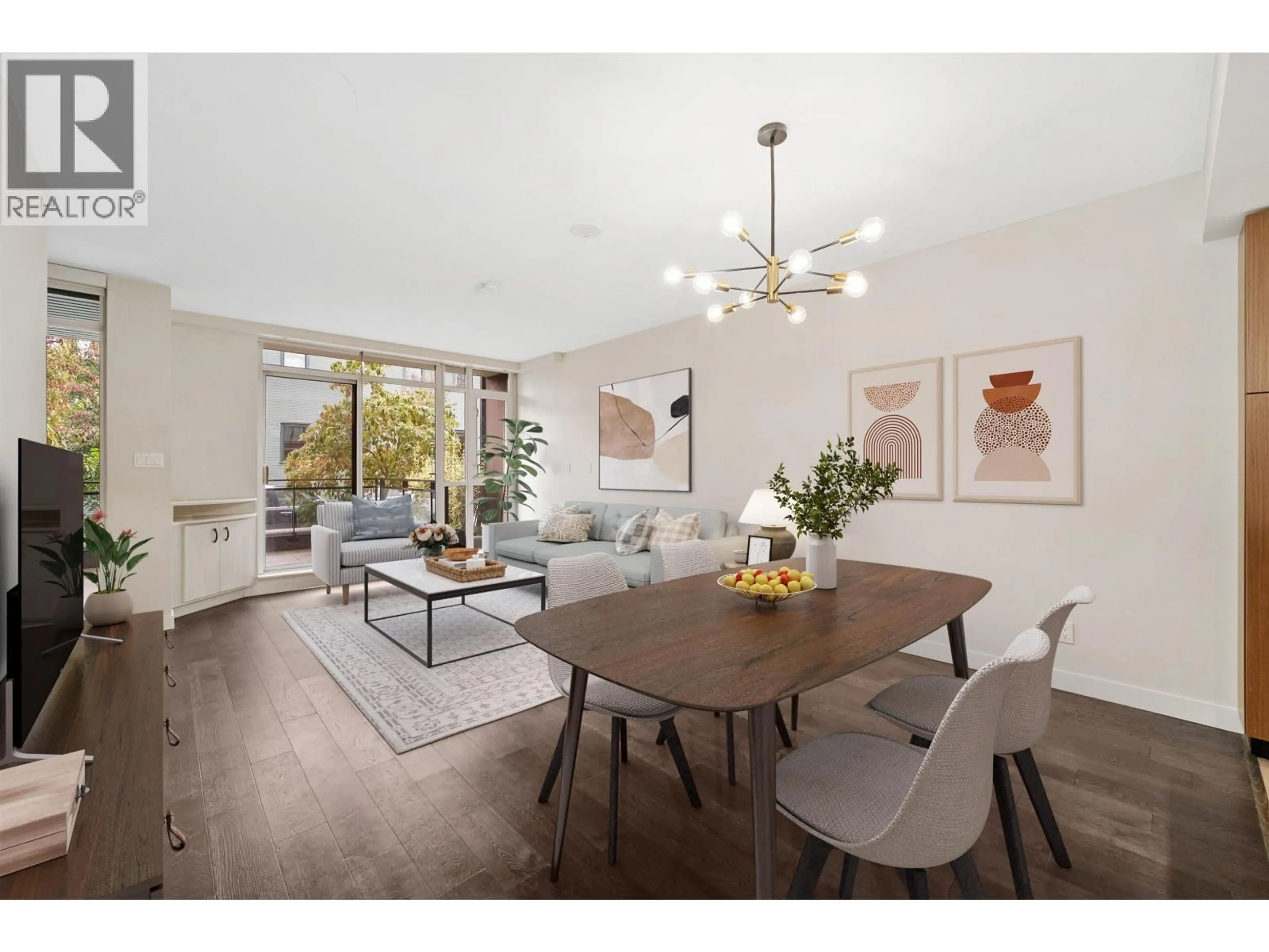 Dining room, wood/laminate floor for 2389 SCOTIA STREET, Vancouver British Columbia V5T0B2