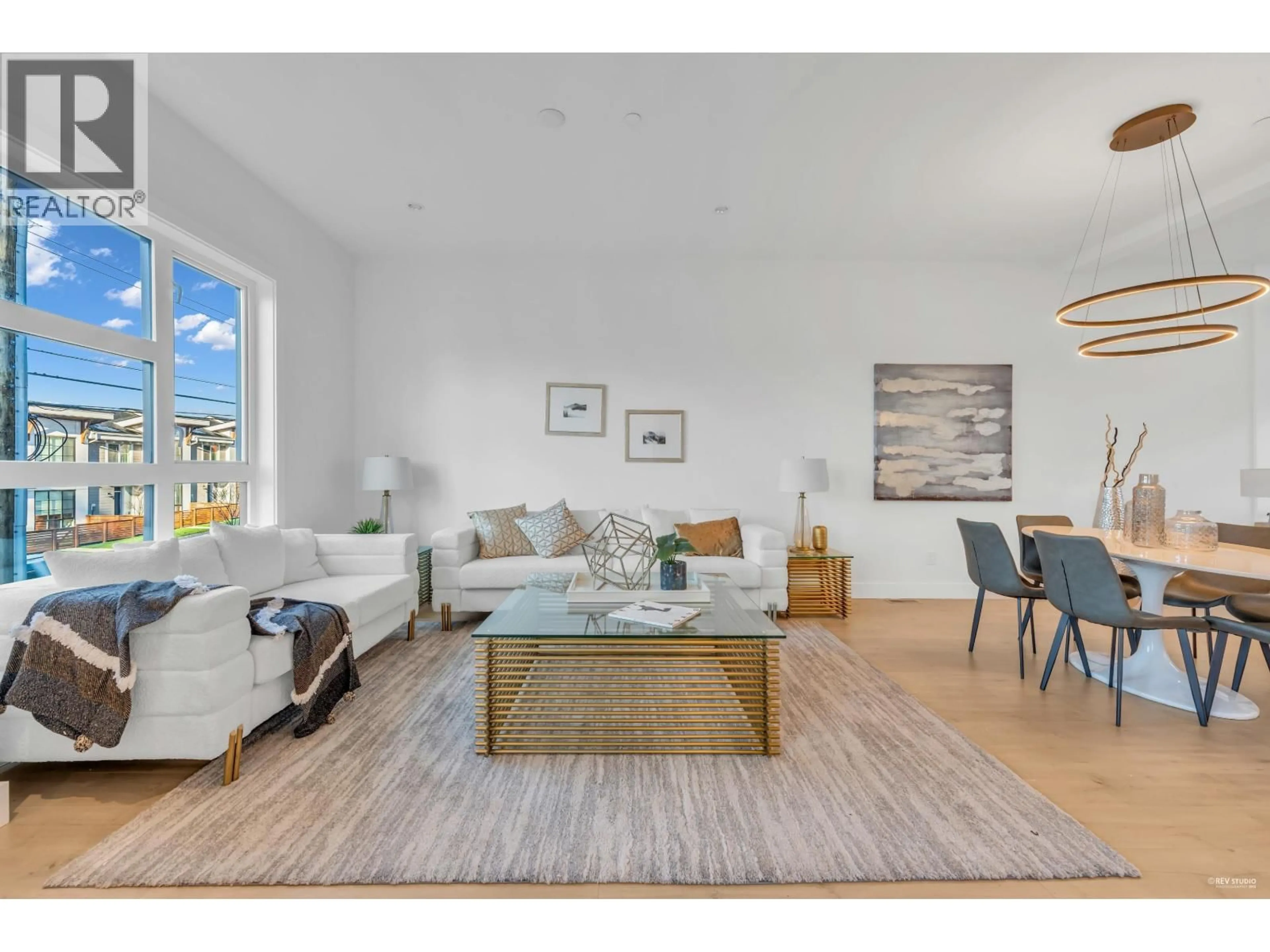 Living room with furniture, wood/laminate floor for 13618 232ST STREET, Maple Ridge British Columbia V4R2R5