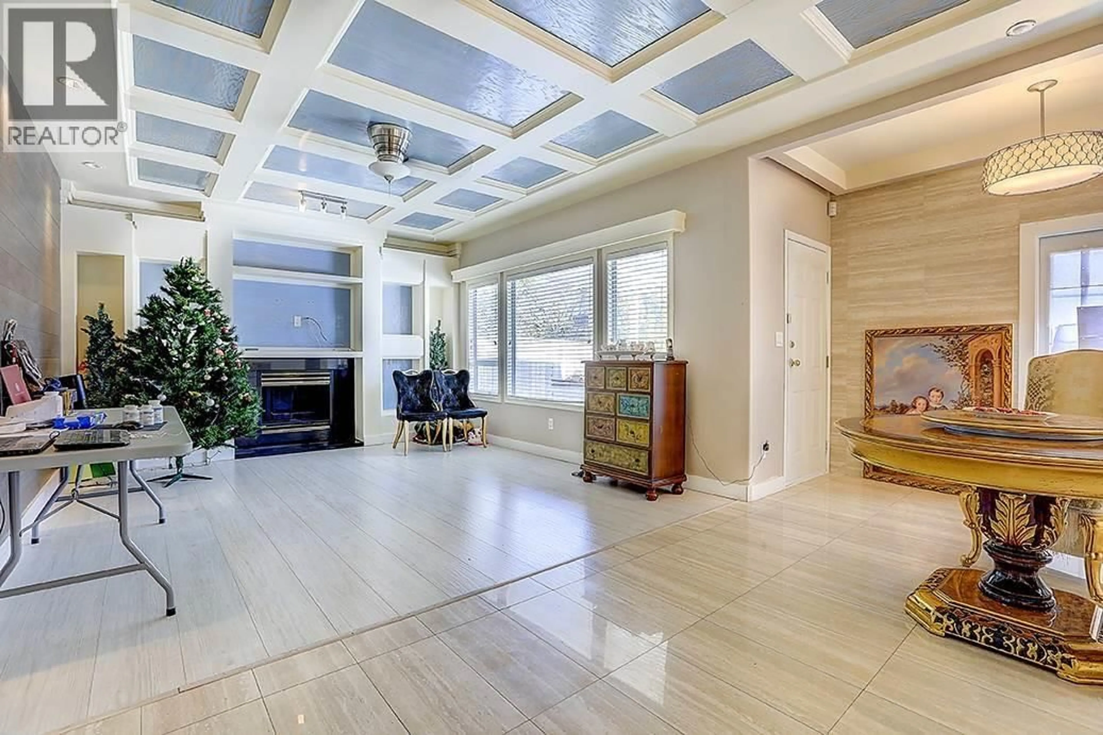 Lobby for 5508 CORNWALL DRIVE, Richmond British Columbia V7C5M6