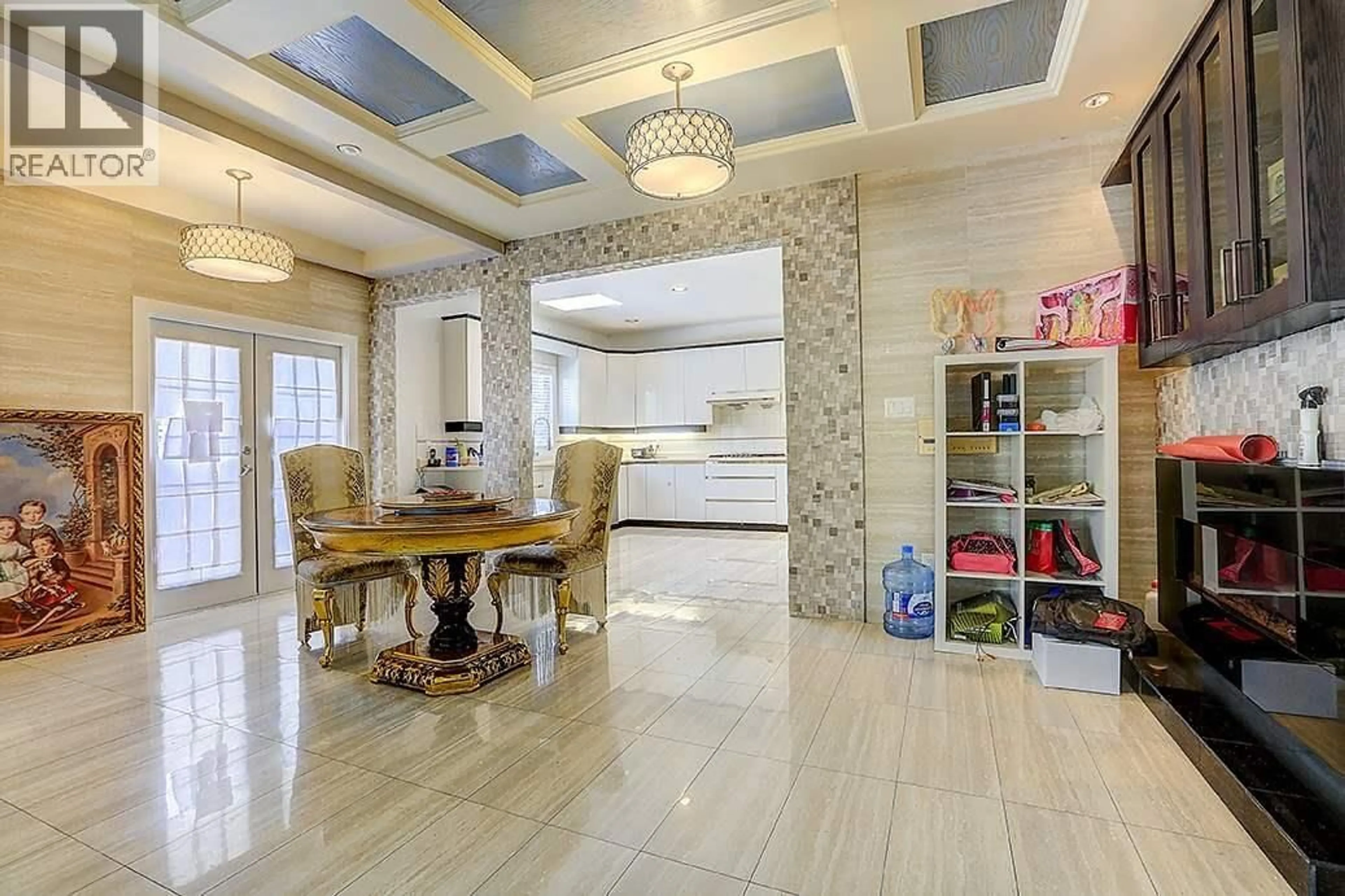 Indoor foyer for 5508 CORNWALL DRIVE, Richmond British Columbia V7C5M6