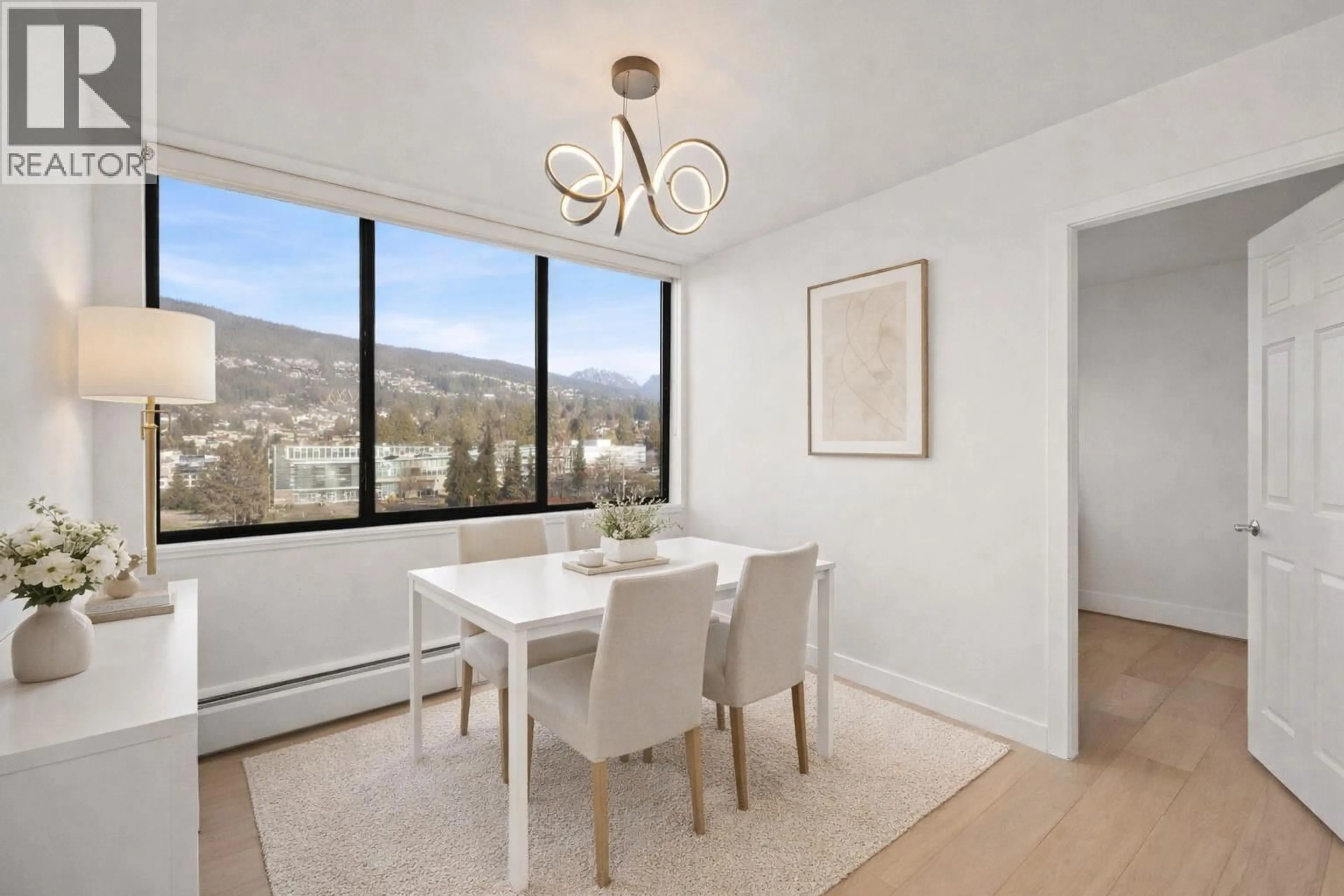 Dining room, unknown for 703 - 2167 BELLEVUE AVENUE, West Vancouver British Columbia V7V1C2