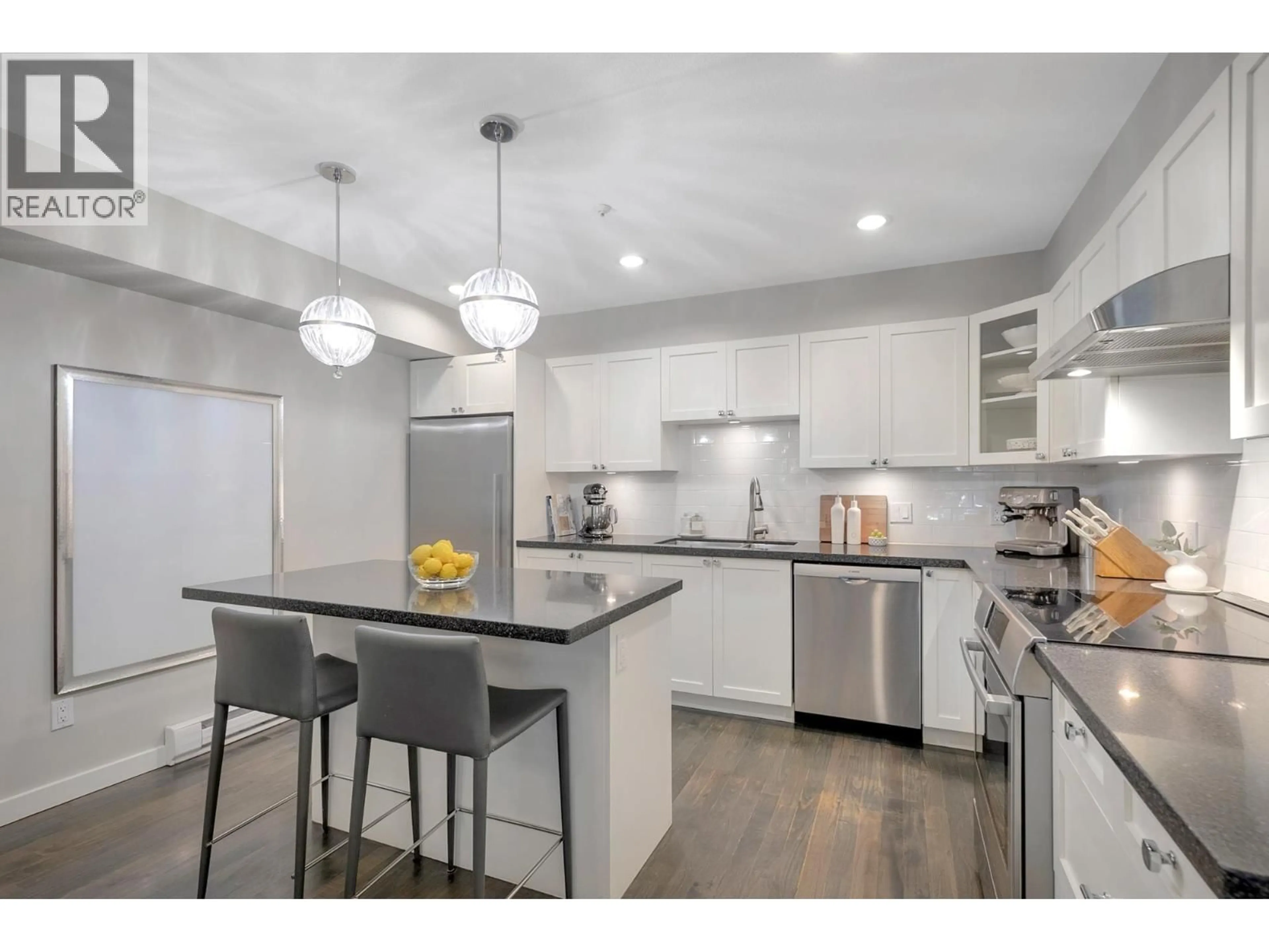 Open concept kitchen, unknown for 796 15TH AVENUE, Vancouver British Columbia V5Z1R5