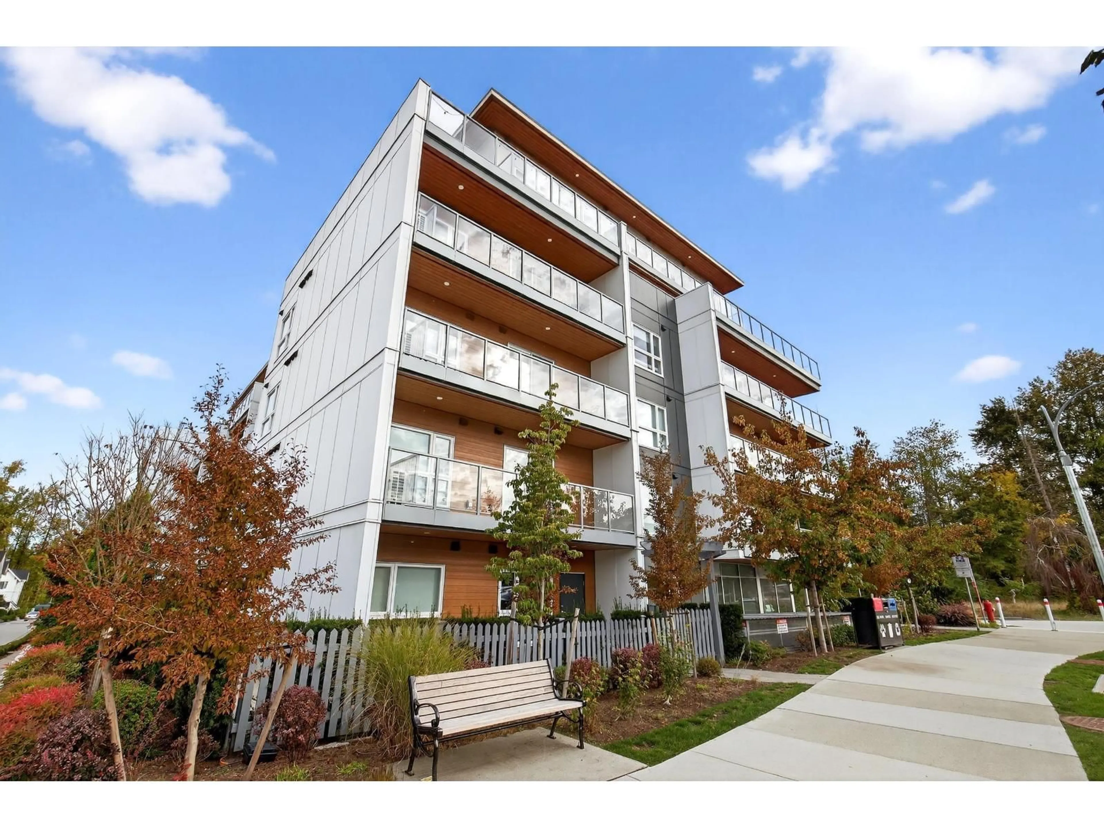 Patio, street for A209 - 8447 202 STREET, Langley British Columbia V2Y4K1