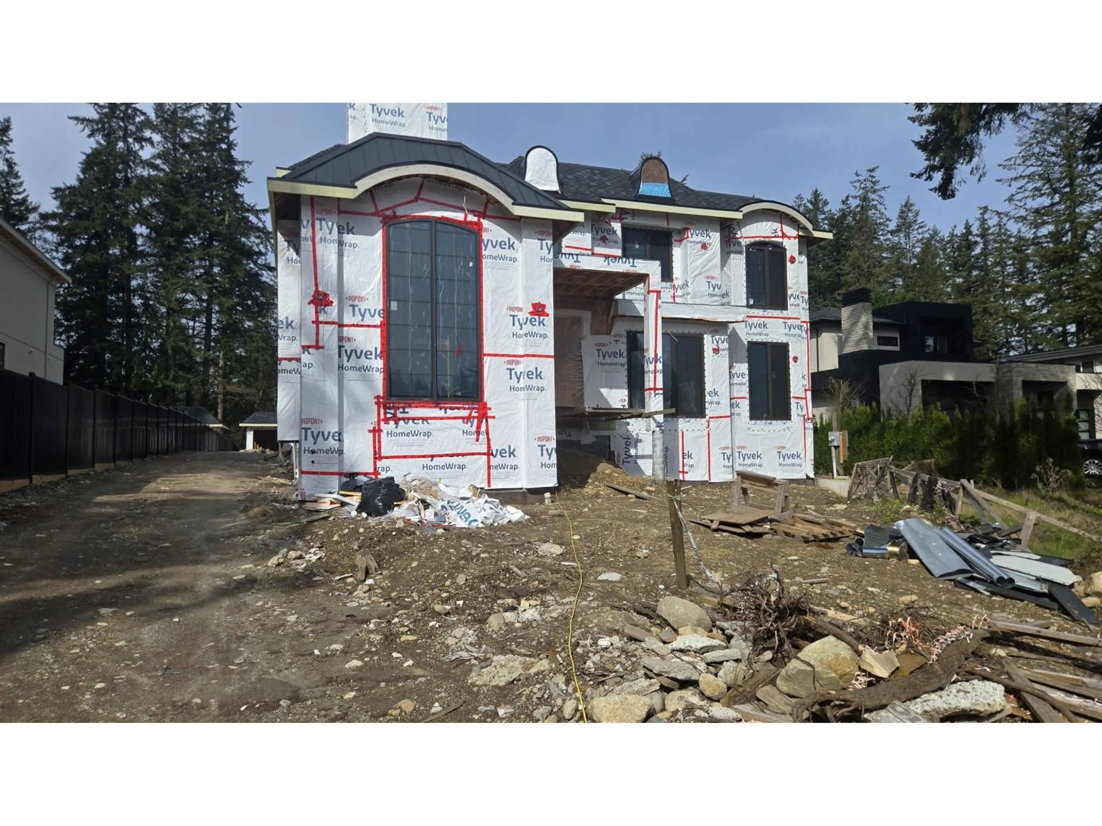 Home with vinyl exterior material, building for 2543 141 STREET, Surrey British Columbia V4P2E5