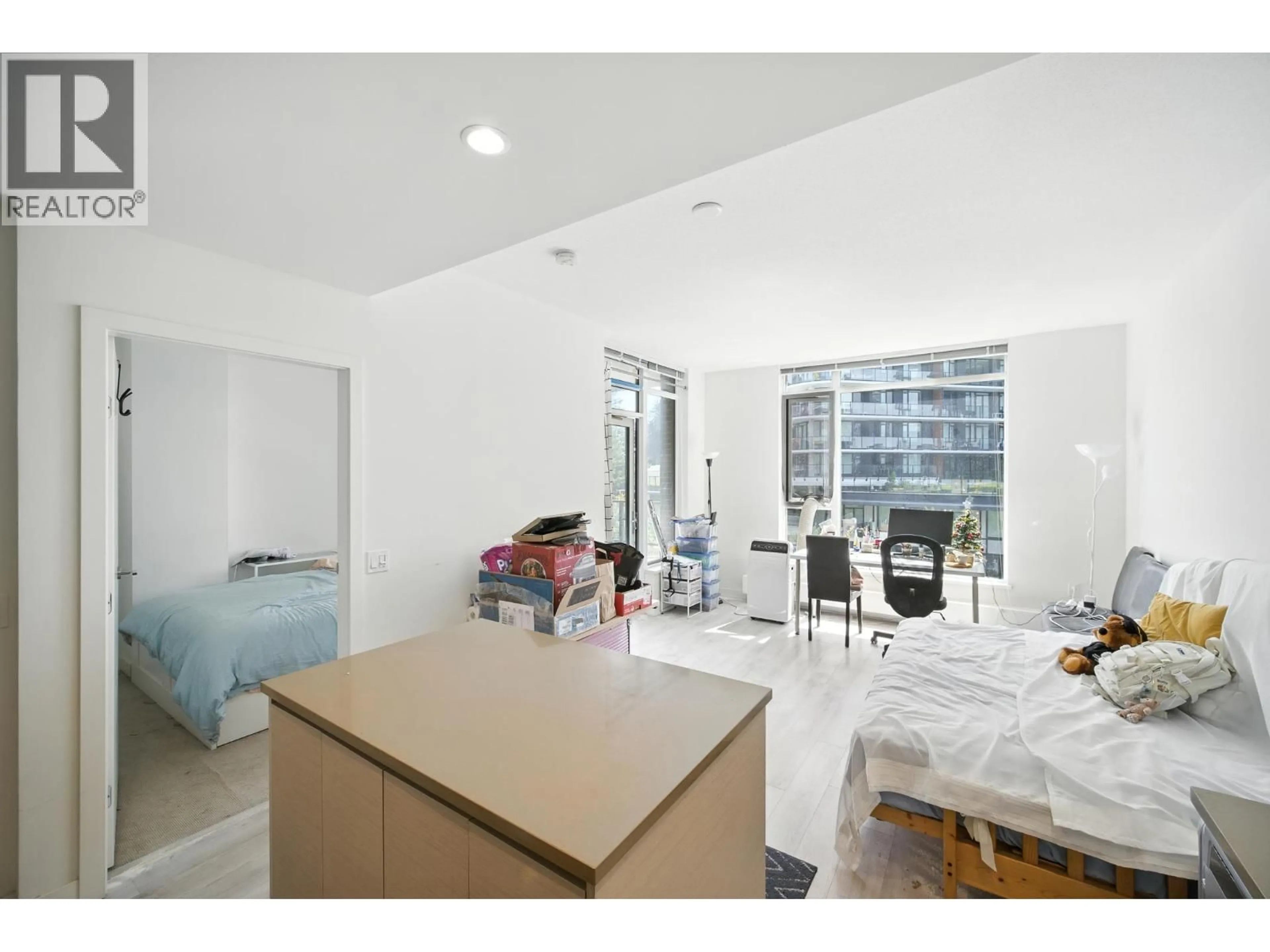 A pic of a room for 418 - 8850 UNIVERSITY CRESCENT, Burnaby British Columbia V5A0C8