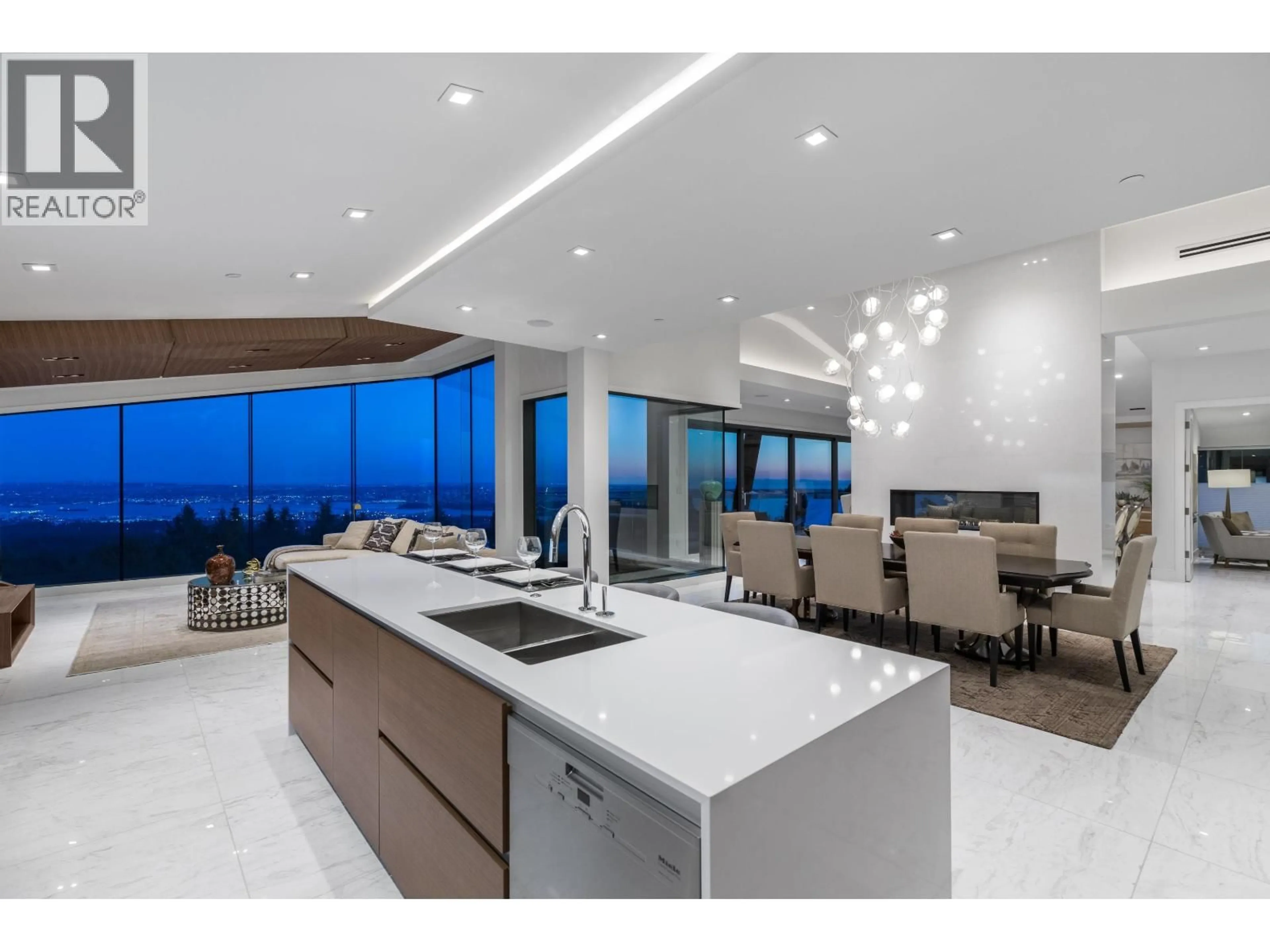 Open concept kitchen, unknown for 1060 CRESTLINE ROAD, West Vancouver British Columbia V7S2E2