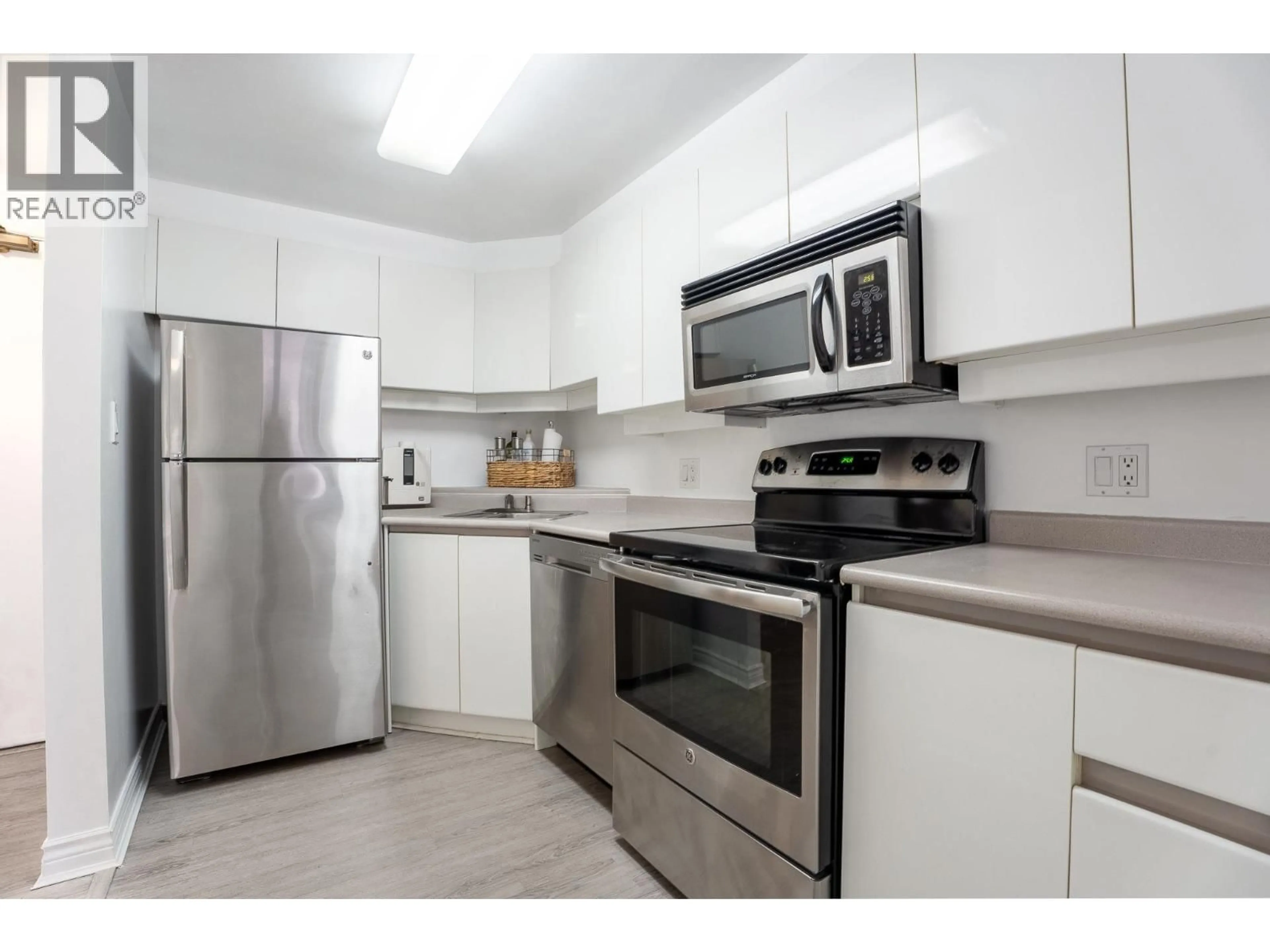 Standard kitchen, unknown for 2102 - 930 CAMBIE STREET, Vancouver British Columbia V6B5X6