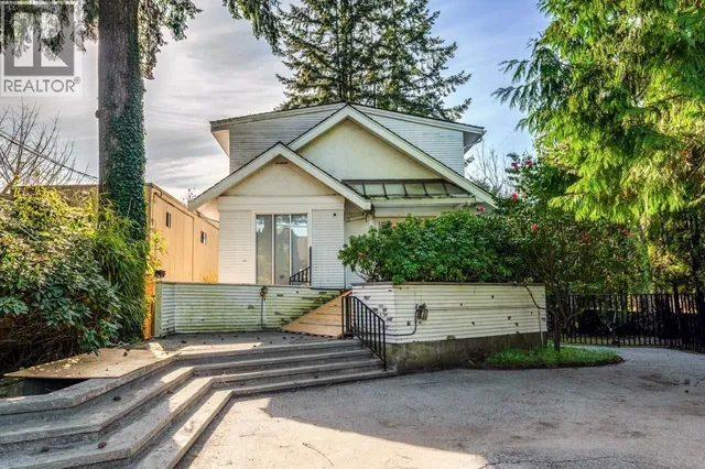 5833 MACDONALD STREET, Vancouver 4