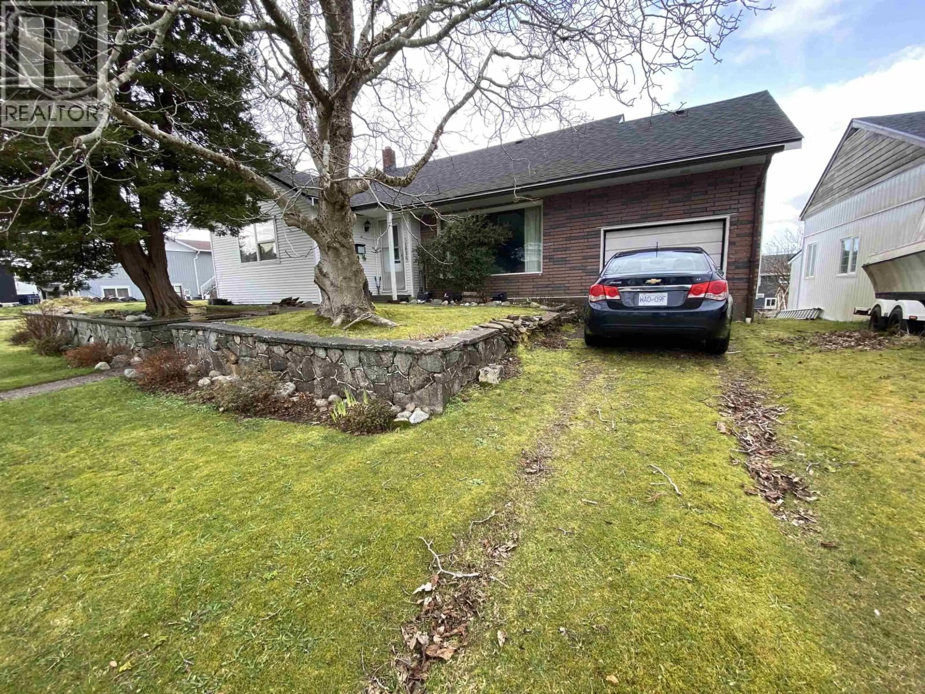 A pic from outside/outdoor area/front of a property/back of a property/a pic from drone, street for 1836 2ND AVENUE, Prince Rupert British Columbia V8J1J7