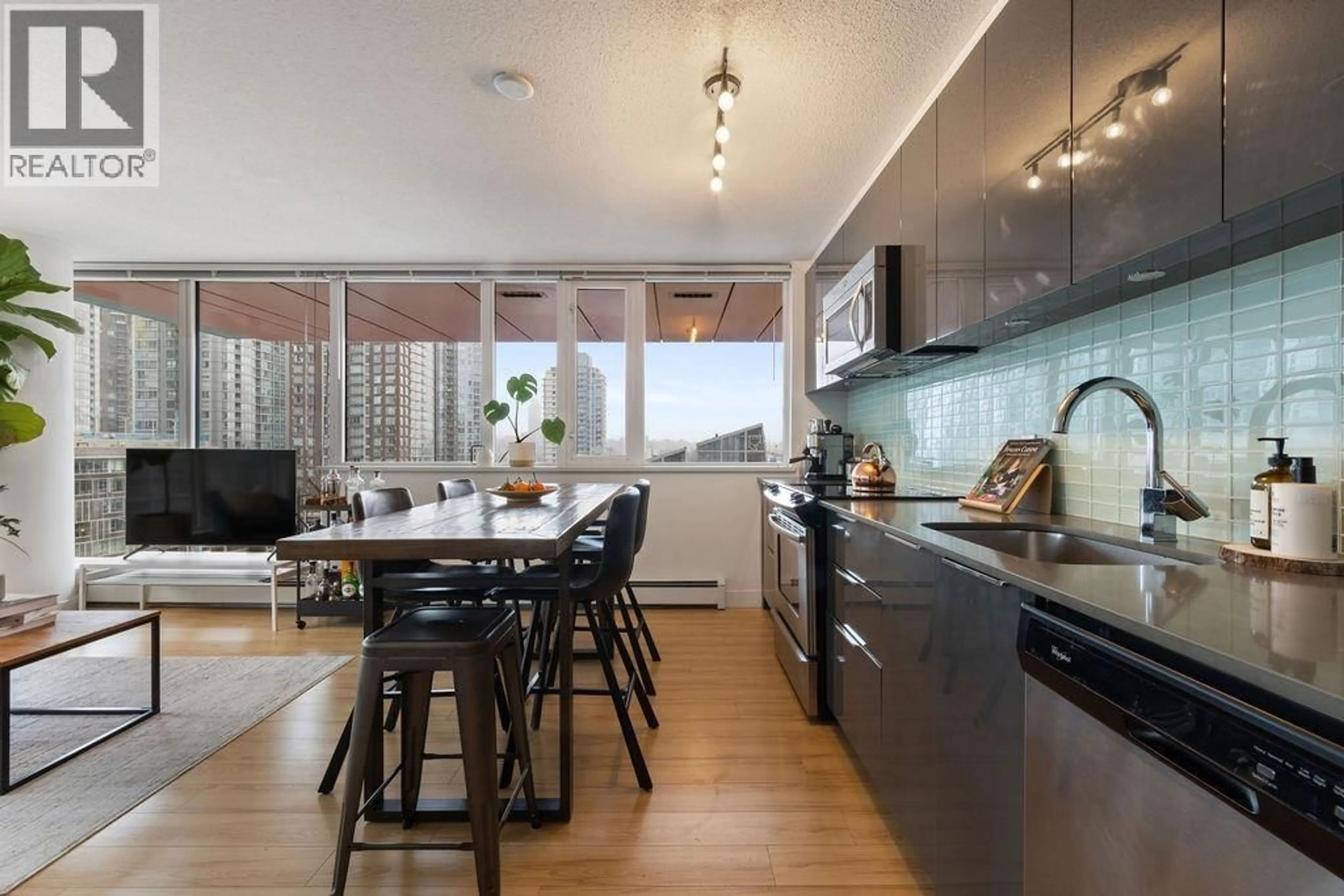 Open concept kitchen, wood/laminate floor for 609 - 1325 ROLSTON STREET, Vancouver British Columbia V6B0M2