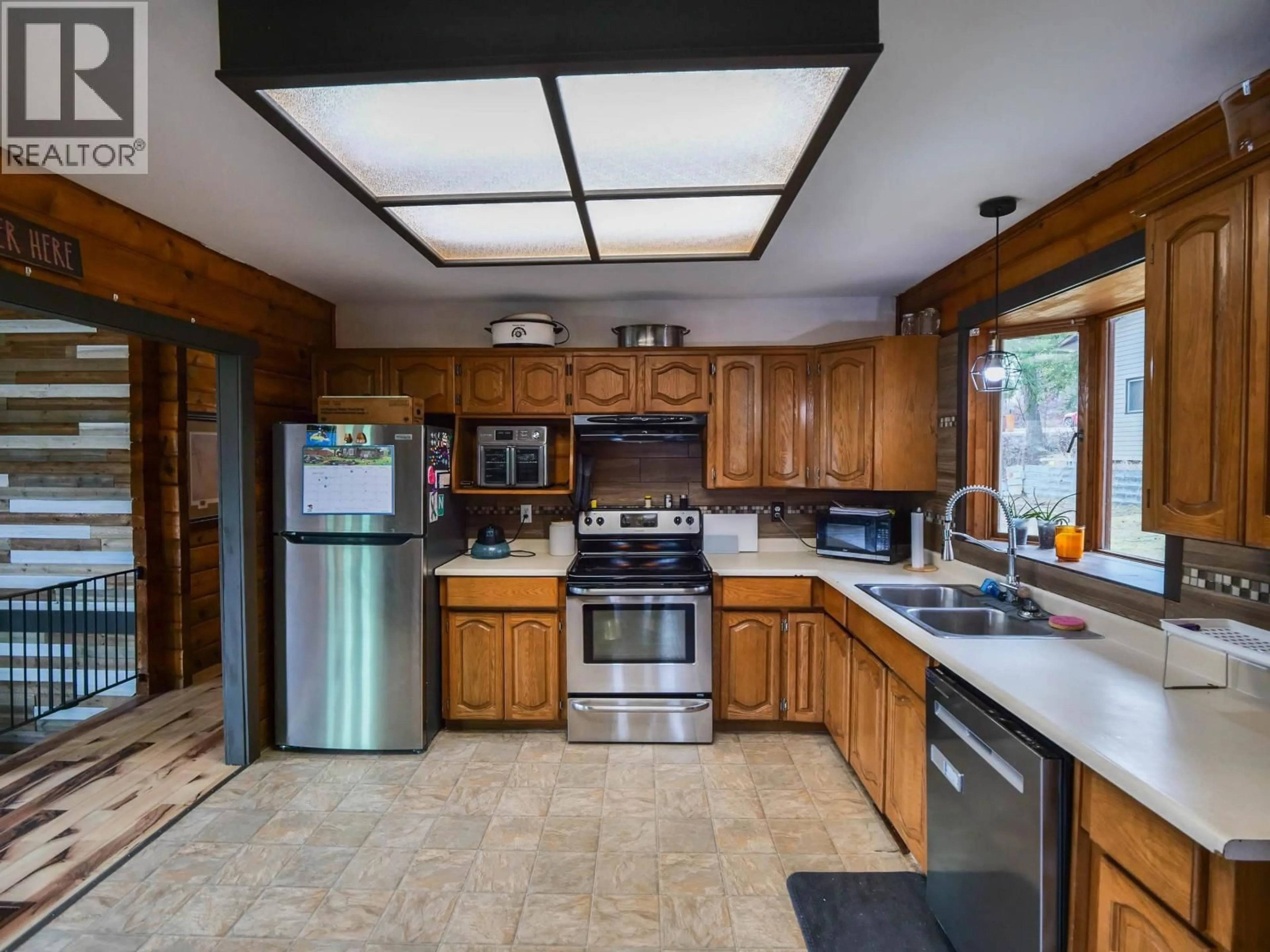 Unknown for 1344 LAKEVIEW DRIVE, Quesnel British Columbia V2J4K4