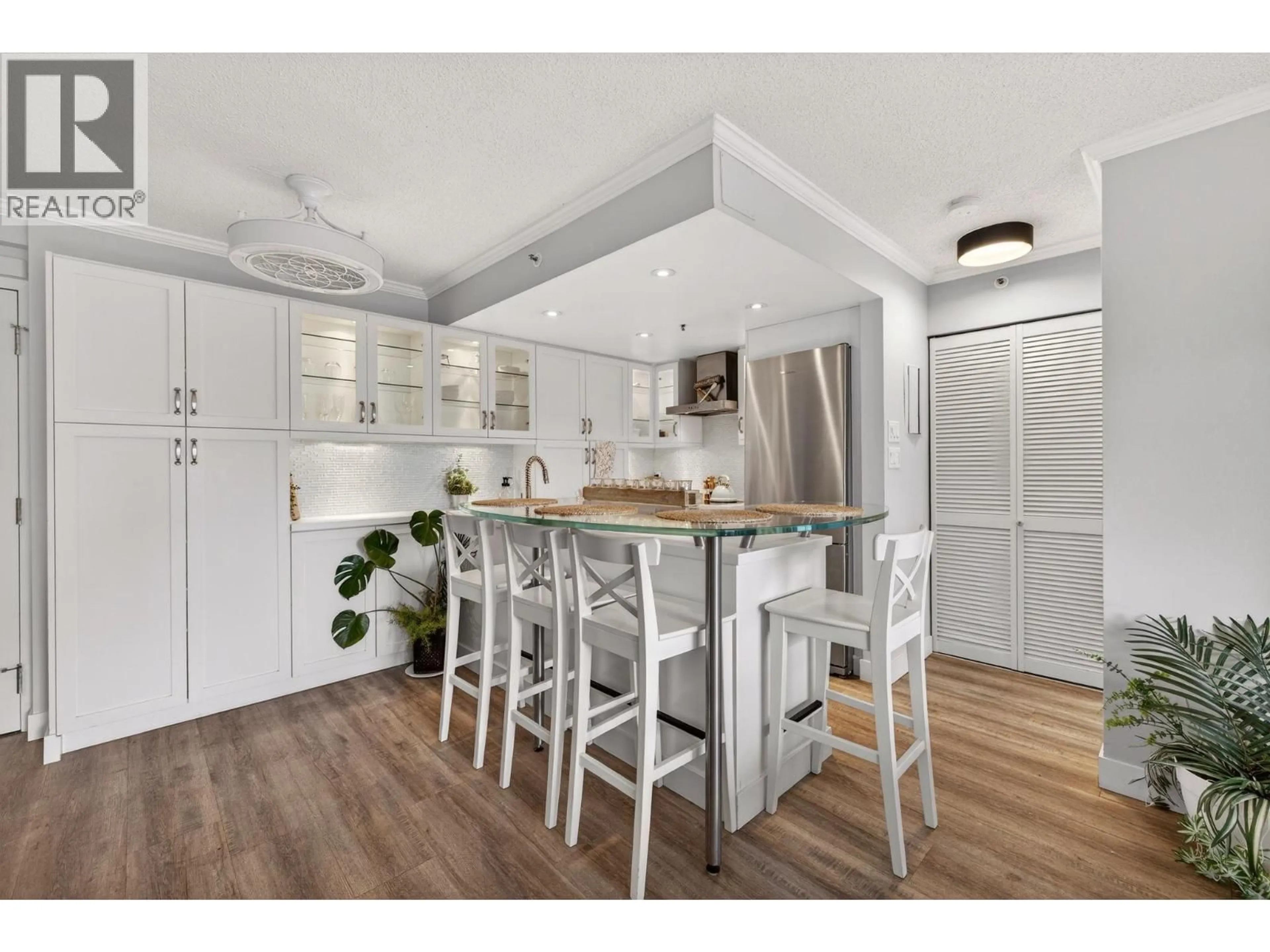 Open concept kitchen, wood/laminate floor for 1108 - 1060 ALBERNI STREET, Vancouver British Columbia V6E4K2